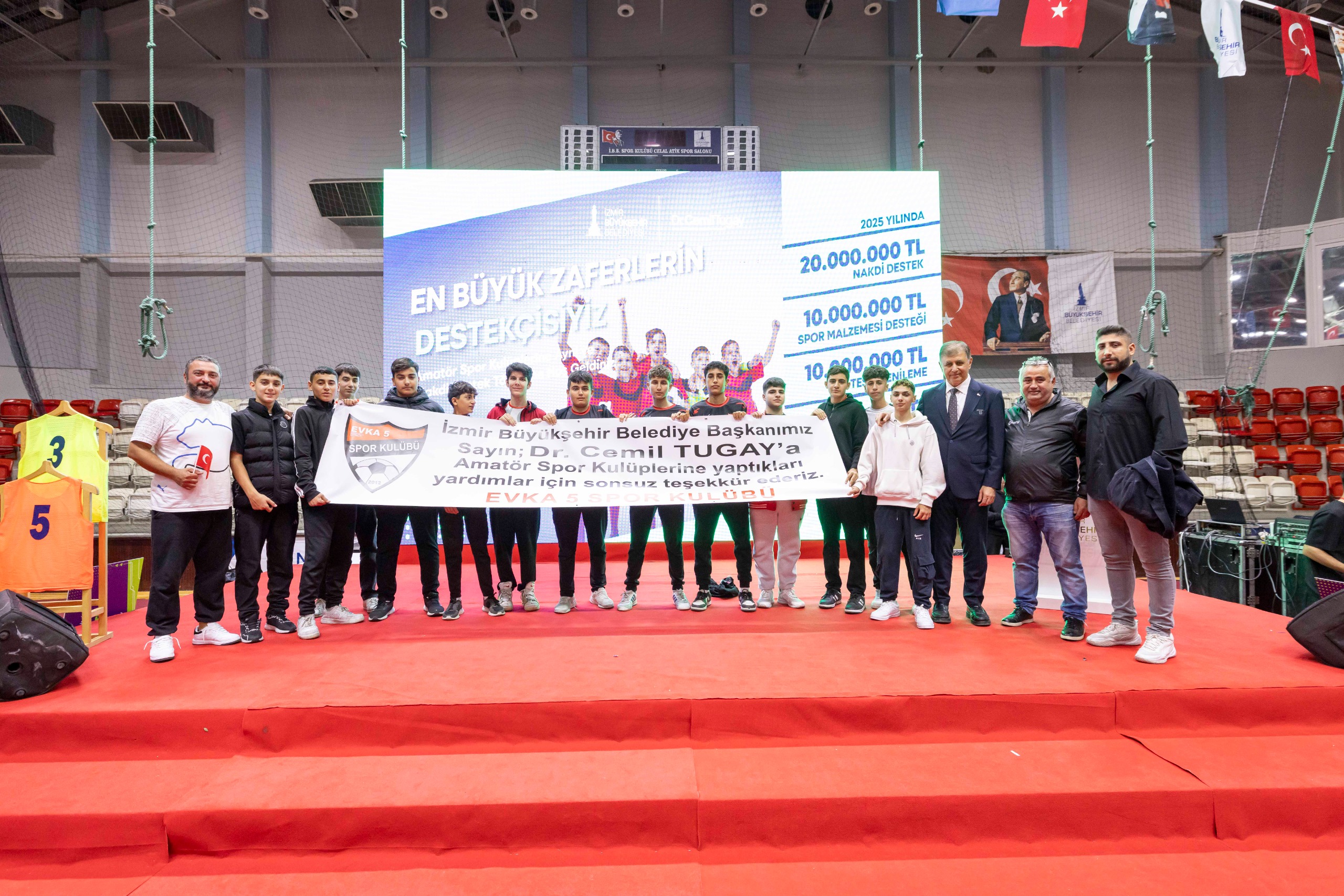 İzmir Büyükşehir'in Cumhuriyet Kutlamaları Spora Da Ilham Oldu 'Destek Bizden, Şampiyonluk Sizden' (6)