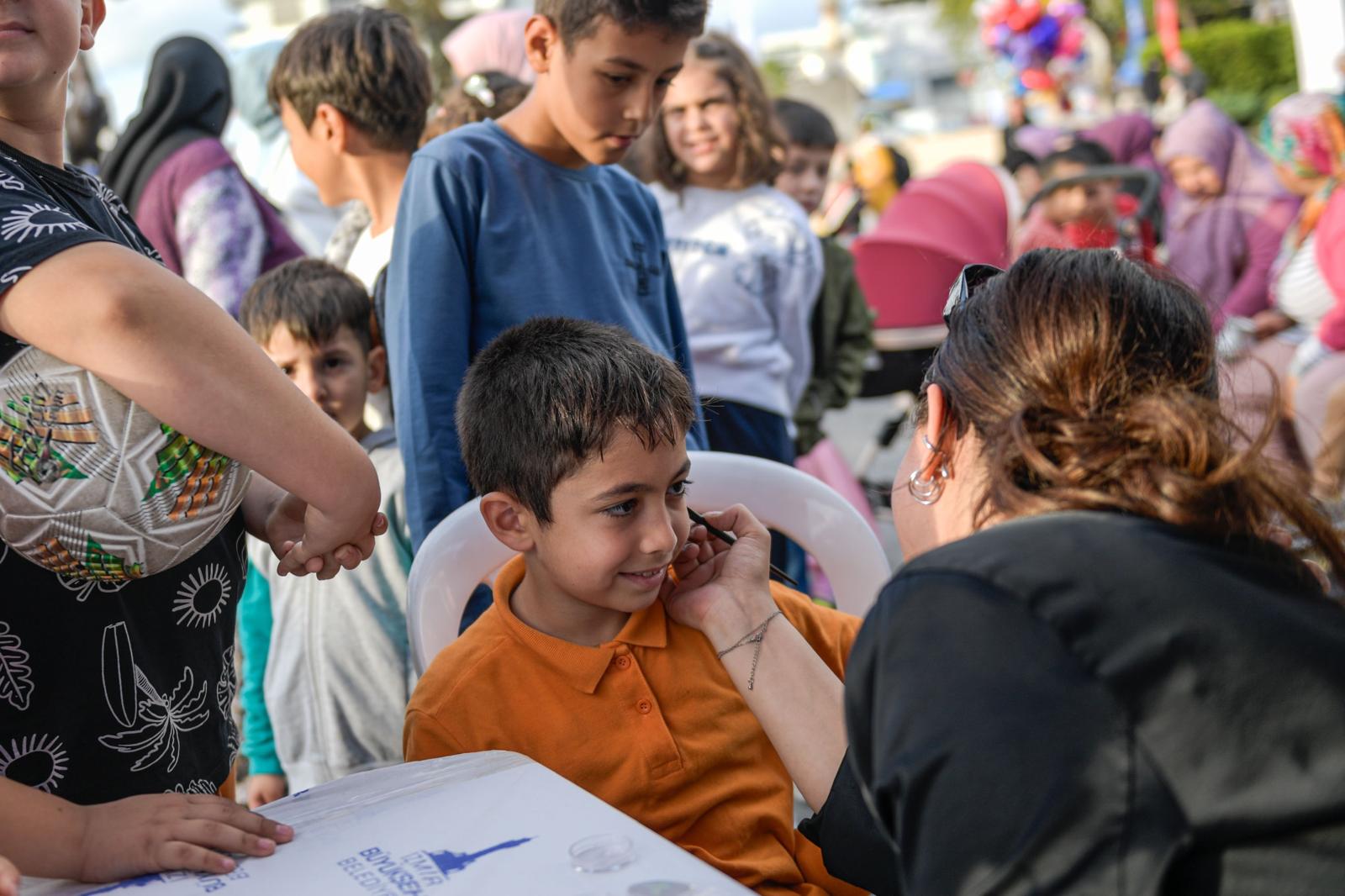 İzmir 'Cumhuriyet Her Yerde' Etkinlikleriyle Kırmızı Beyaza Büründü (10)