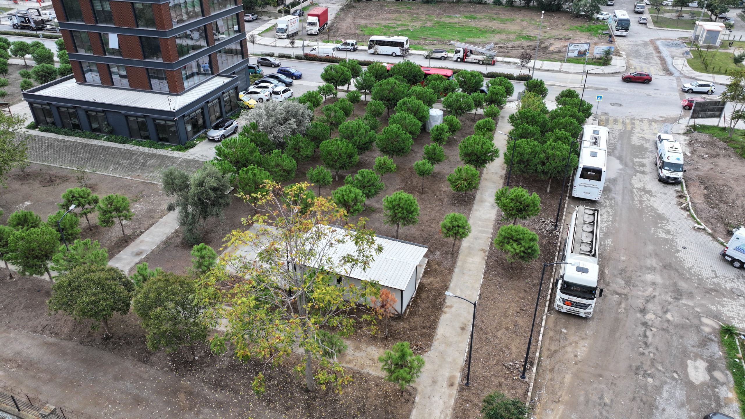 İzmir’de Atıl Alanlar Yeşilleniyor Bayraklı’ya Yeni Nefes (7)