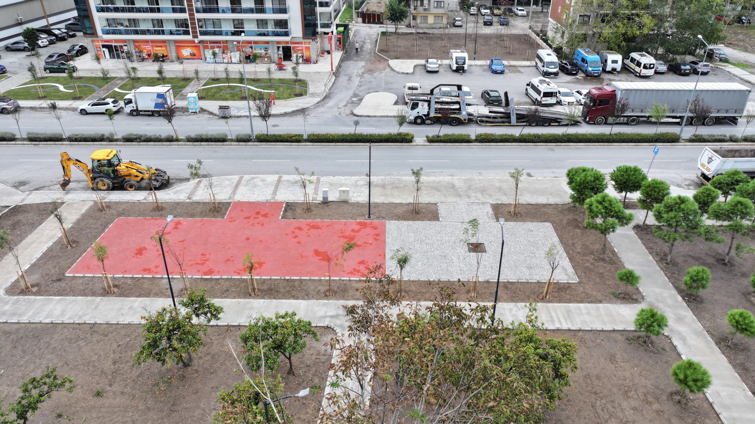 İzmir’de Atıl Alanlar Yeşilleniyor Bayraklı’ya Yeni Nefes (8)