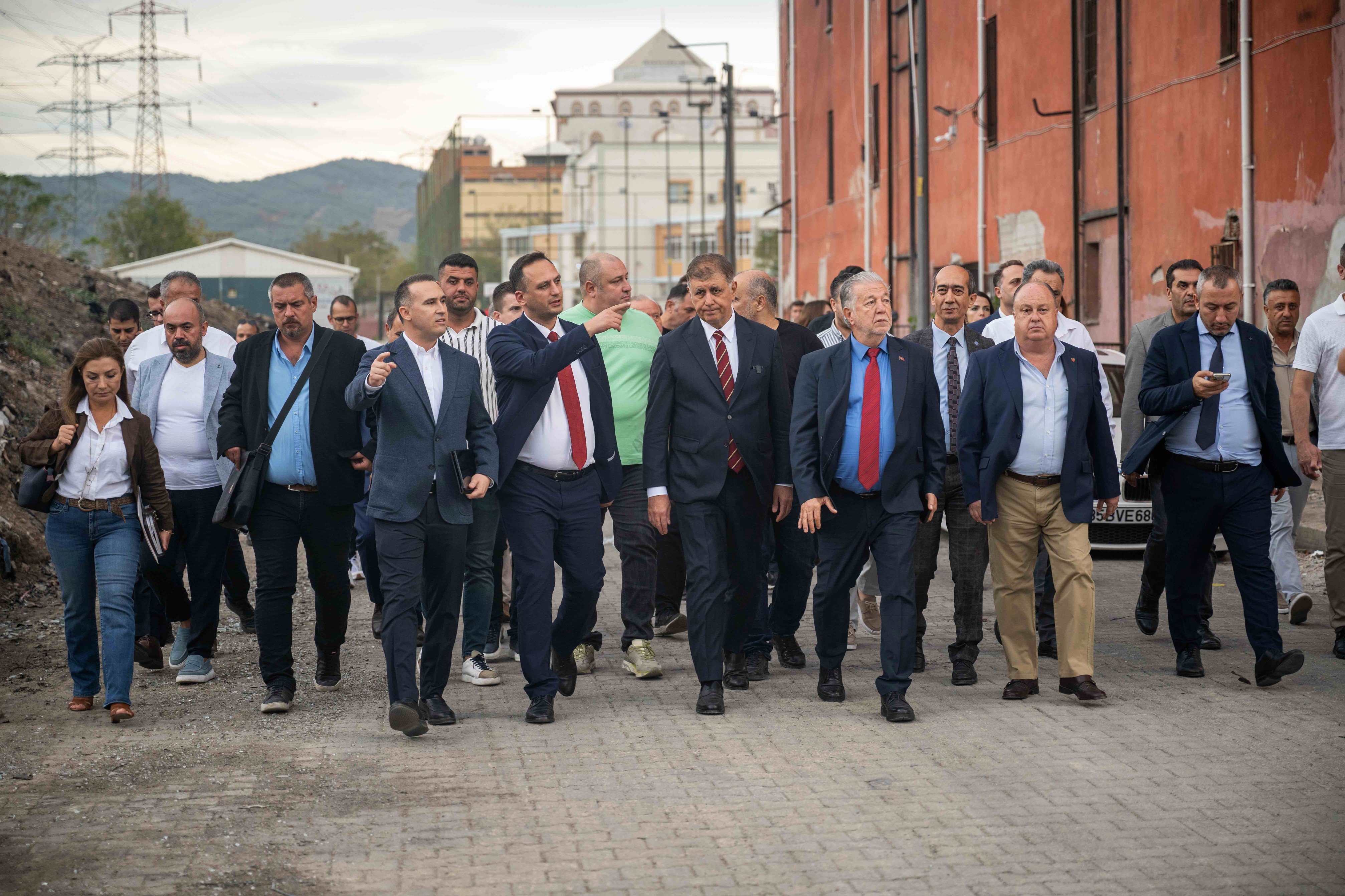 İzmir’in Iki Başkanı Bornova Için Buluştu Tugay Ve Eşki Geleceği Birlikte Planladılar (5)