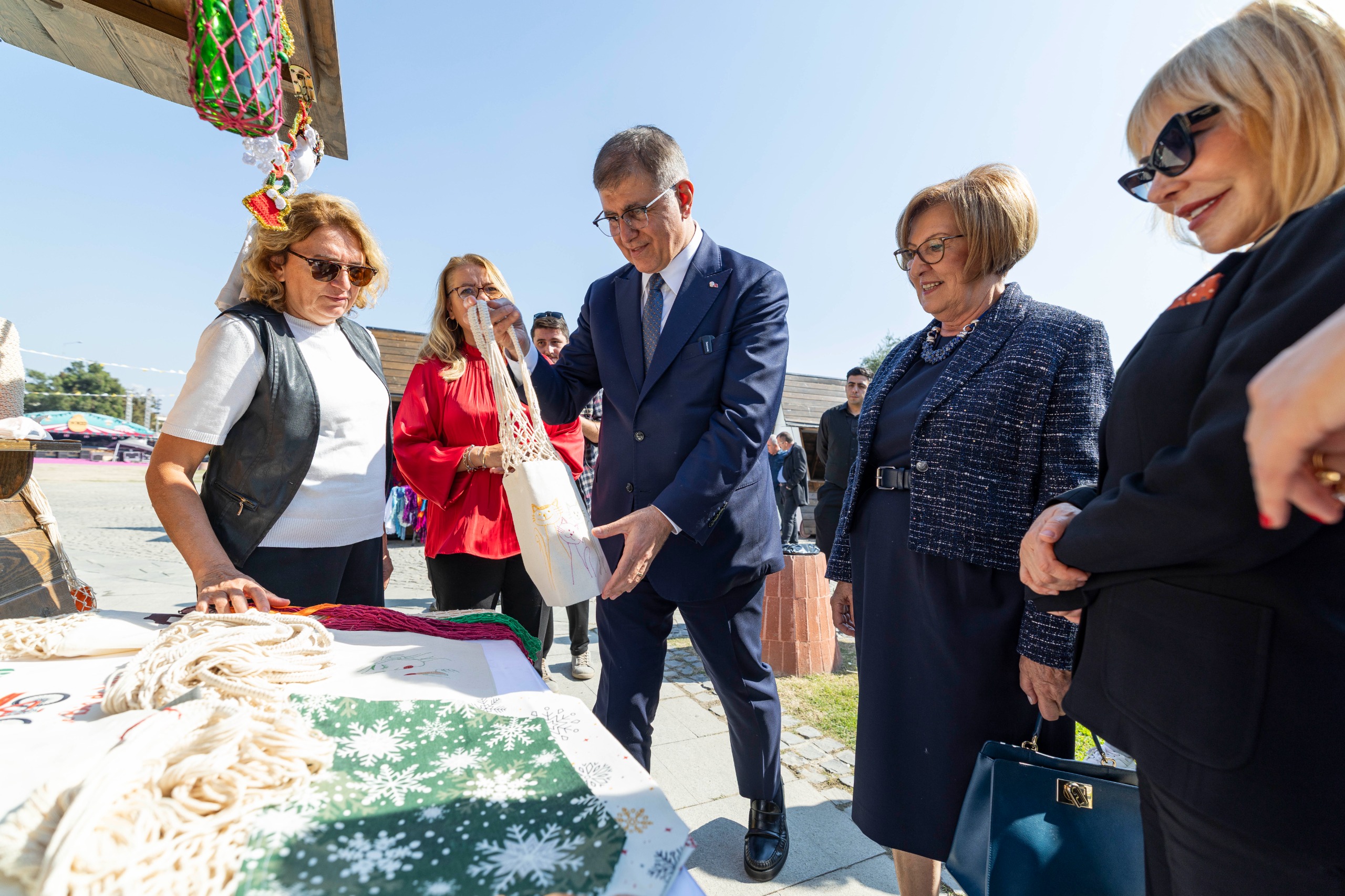 Kadın Gücü İzmir’de Buluştu! Başkan Tugay 'Kadın Girişimcilere Kalıcı Destek Vereceğiz' (16)