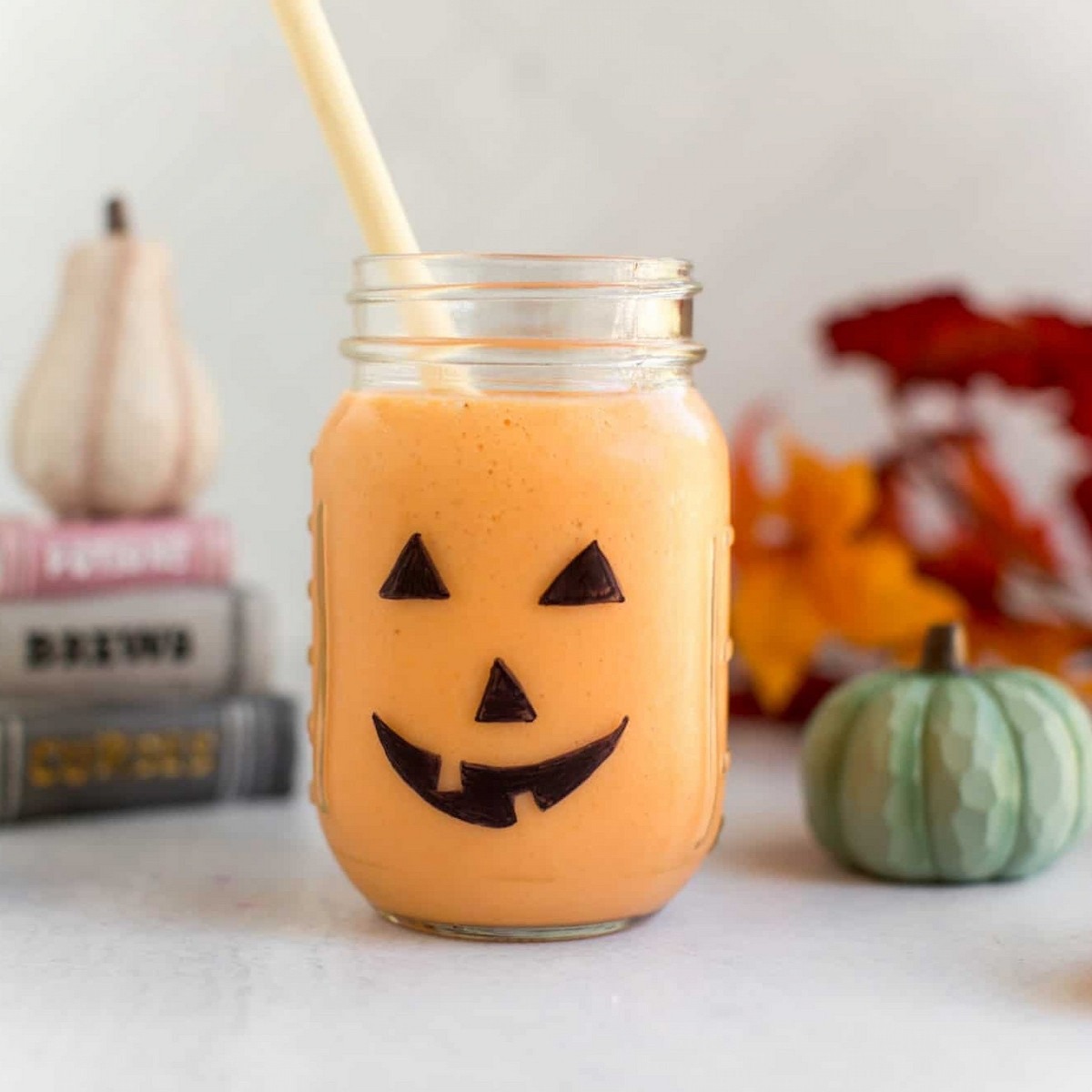 Kanlı Meyve Smoothie