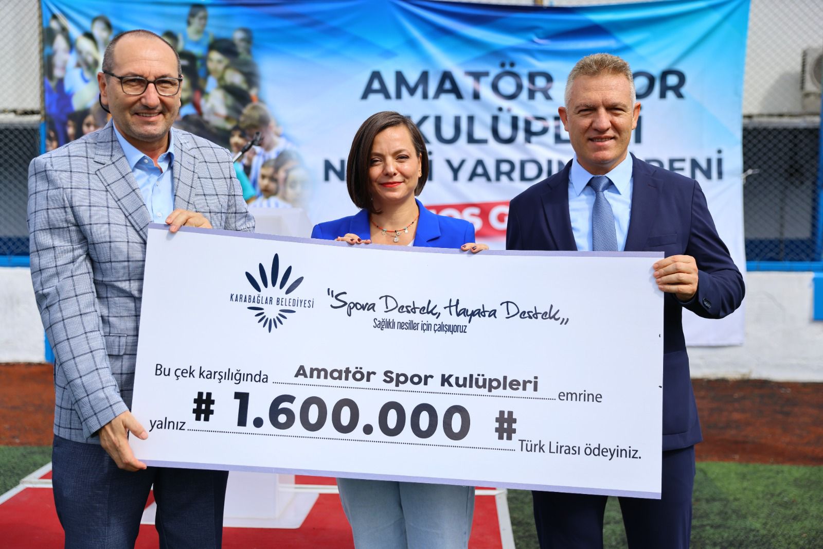 Karabağlar Belediyesinden Amatör Spor Kulüplerine Nakdi Destek (6)
