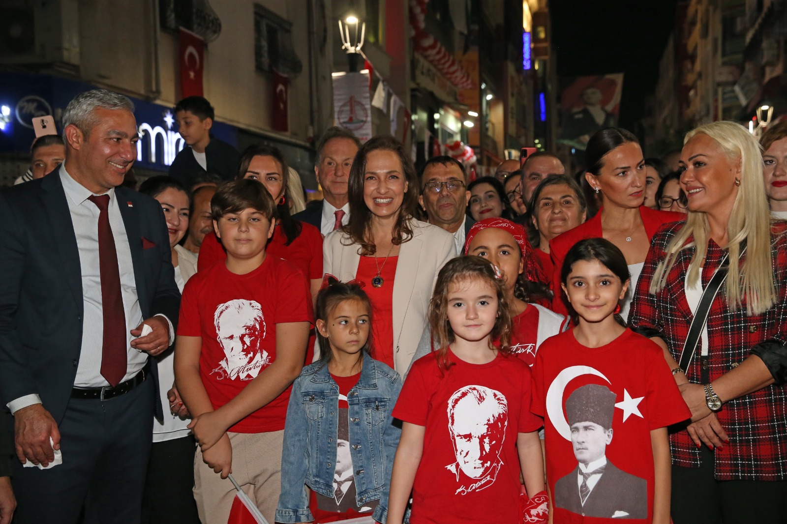 Karşıyaka 29 Ekim’de Gelincik Tarlasına Dönüşecek (7)