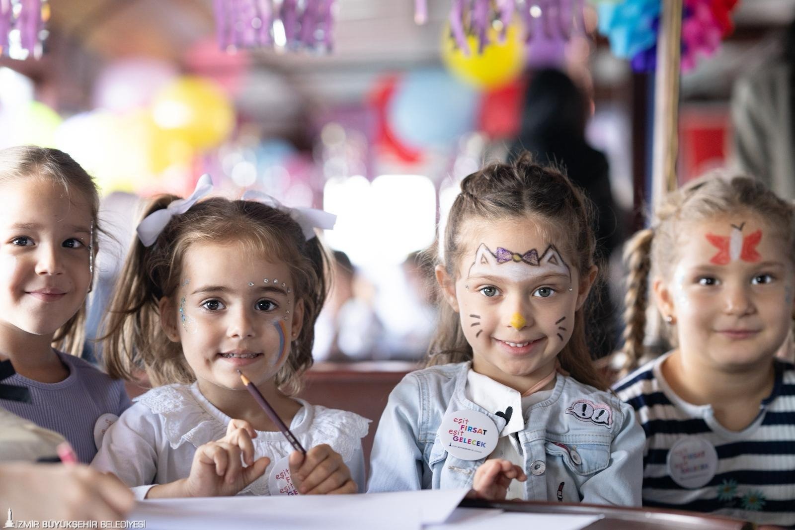 Kız Çocukları Kaptan Köşkünde 3
