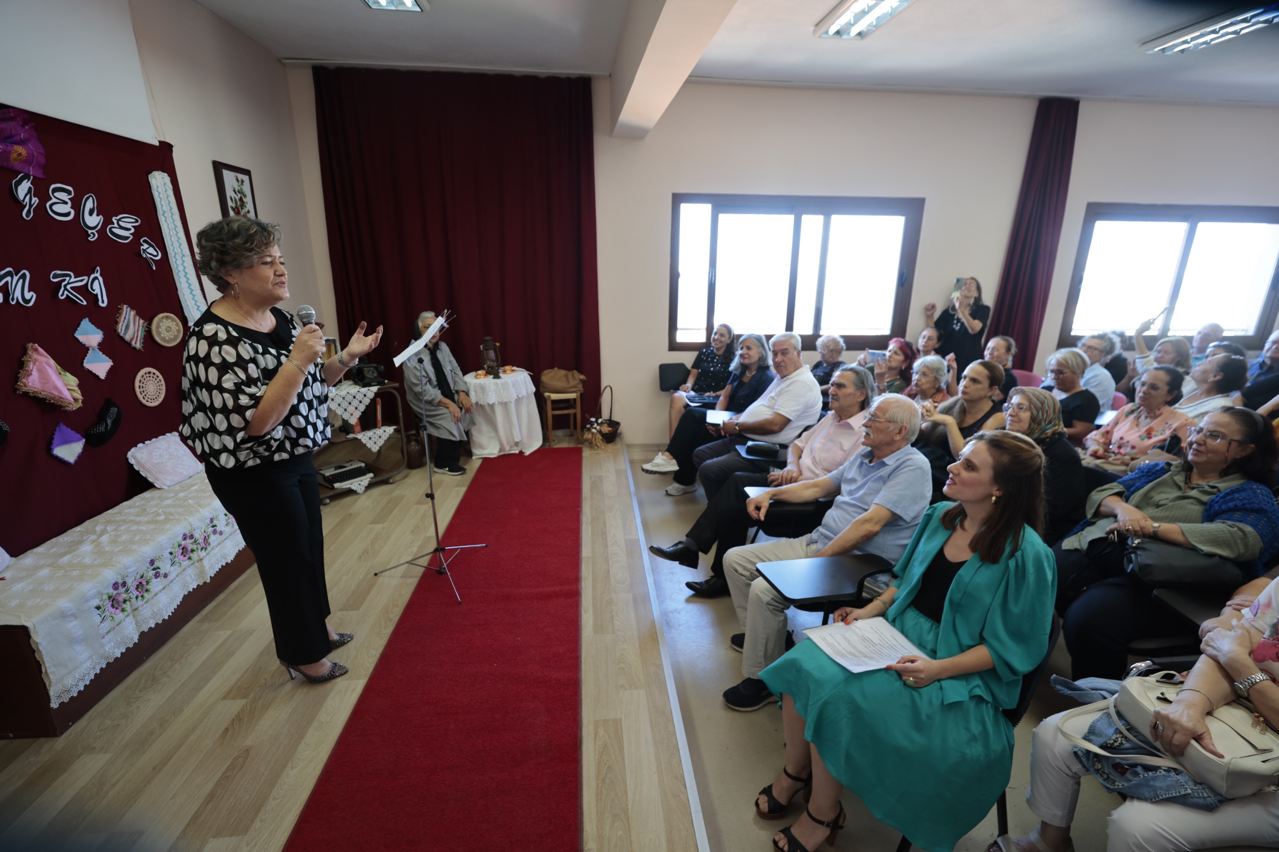 Konak’ta Ileri Yaşa Özel Kutlama (3)
