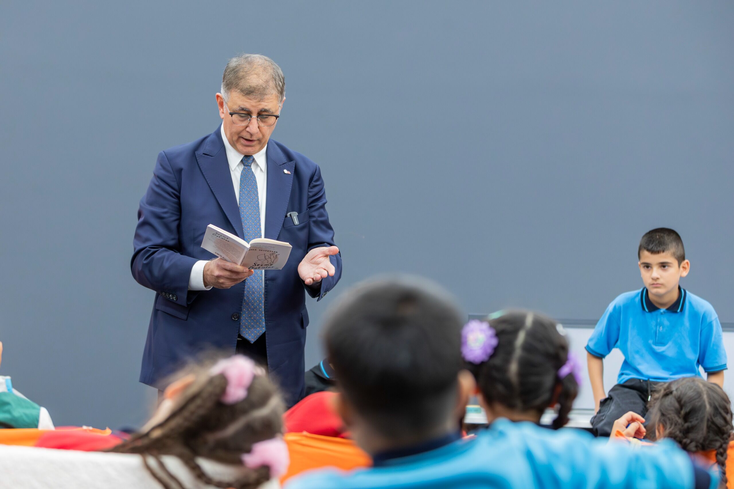 Kültürpark’ta Masalsı Gün Cemil Tugay Ve Minikler Bir Arada (4)