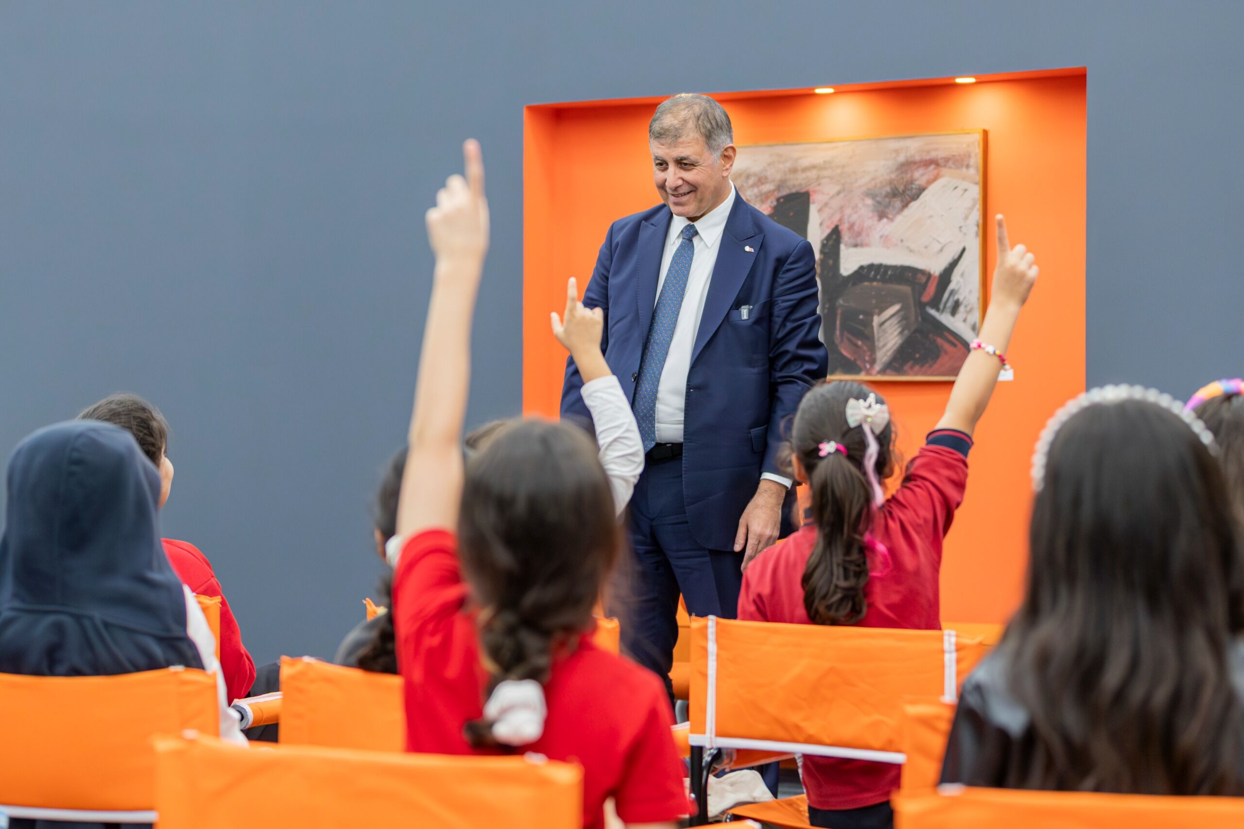 Kültürpark’ta Masalsı Gün Cemil Tugay Ve Minikler Bir Arada (7)