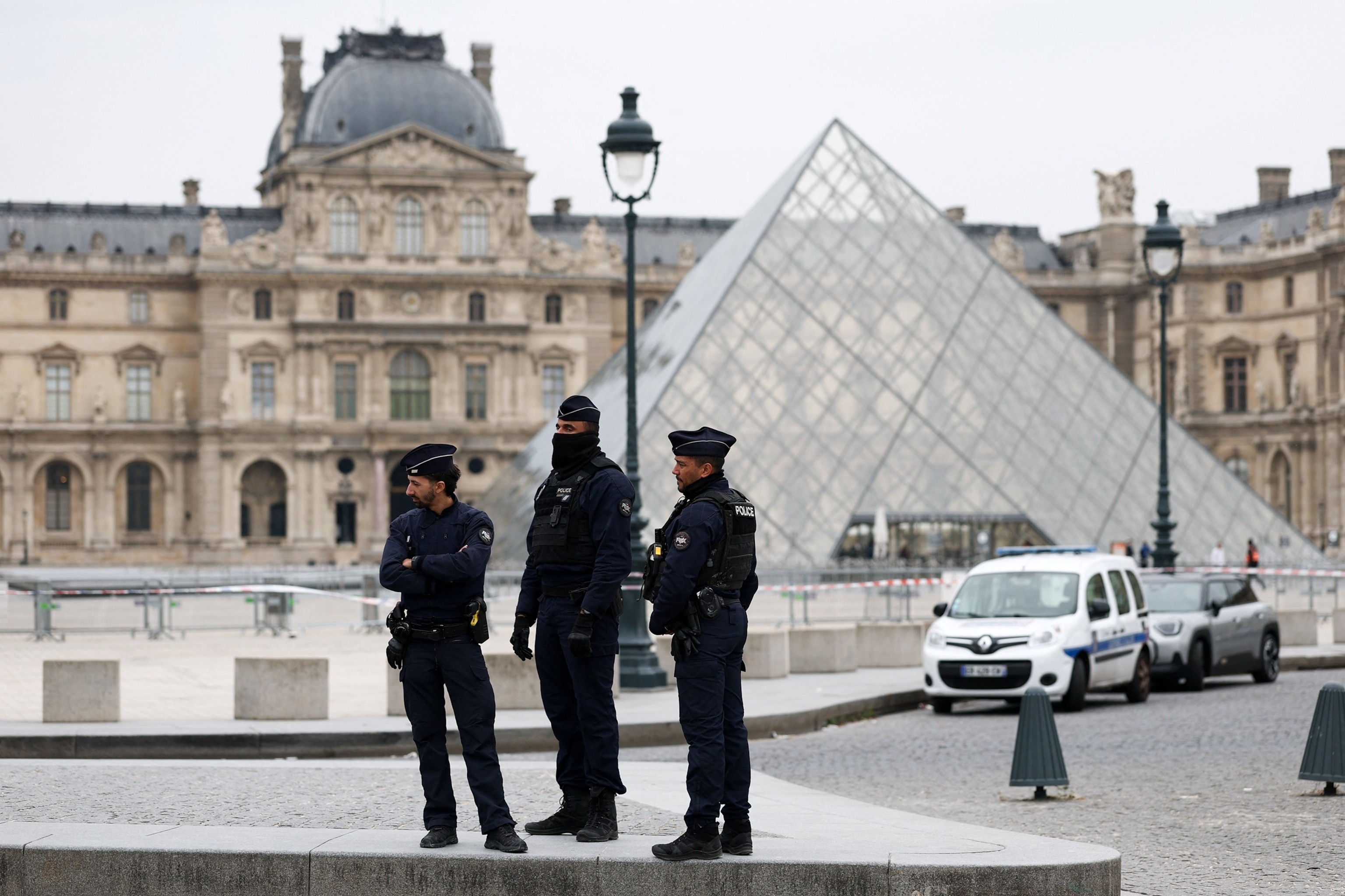 Louvre 1