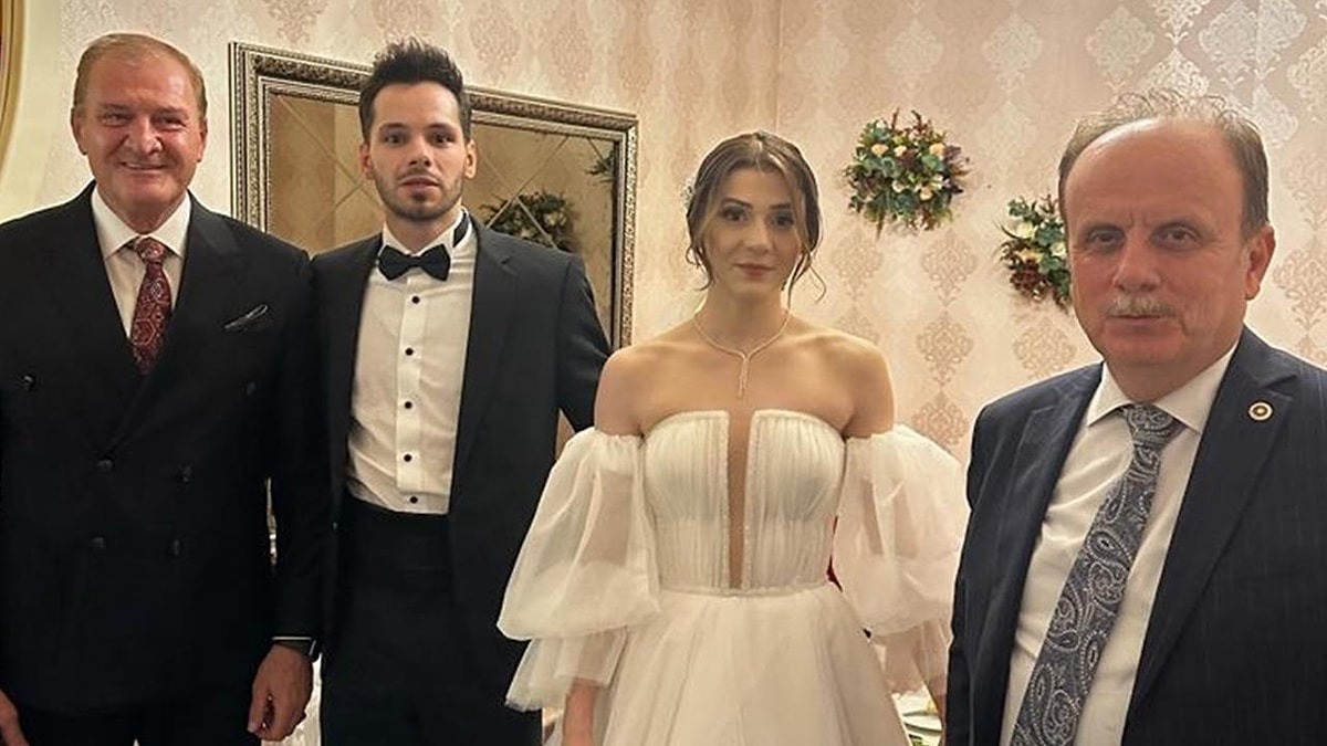 Merve Dinçel Kavurat