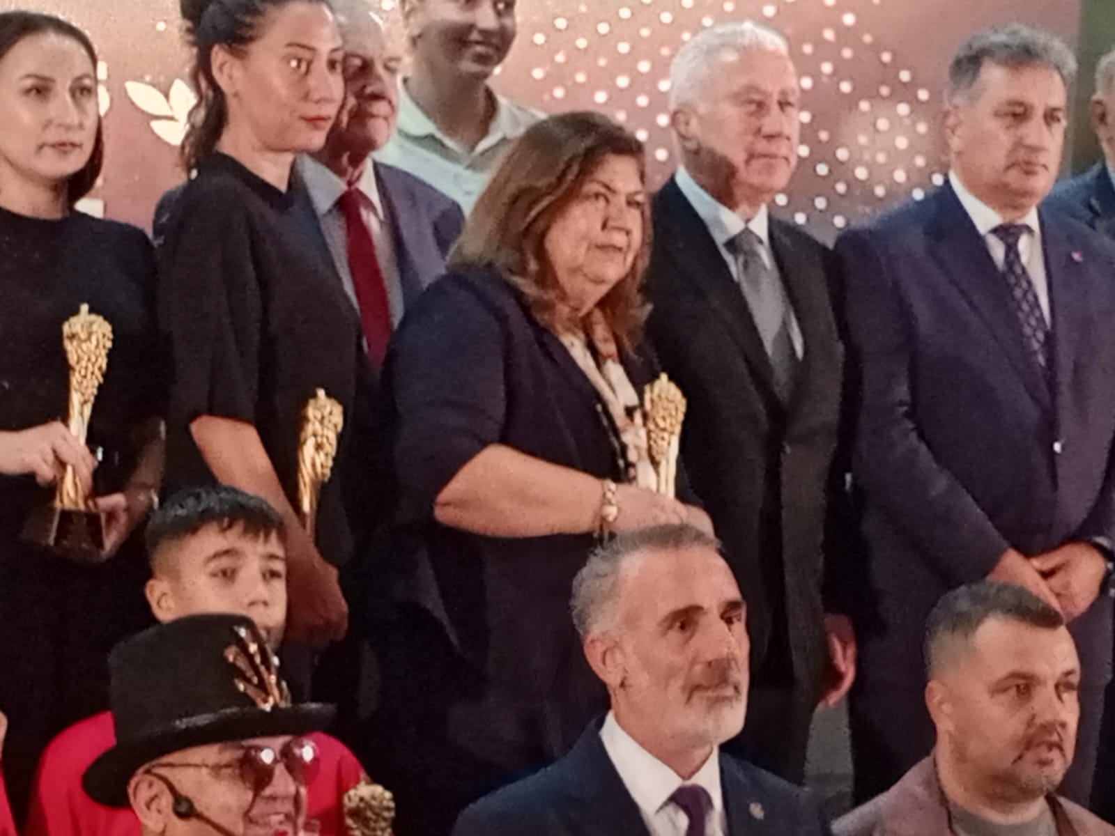 Nurgül Saltık, 2025 Altın Üzüm Ödülleri’nde ‘İyilik Elçisi’ Seçildi (9)