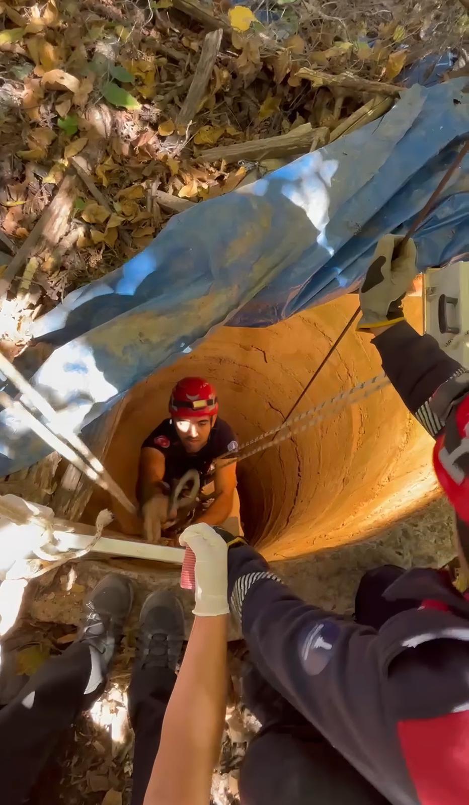 Ödemiş’te Korkutan Olay 80 Yaşındaki Vatandaş Kuyuya Düştü! (5)