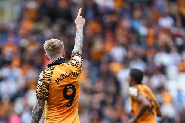 Oliver Mcburnie 2