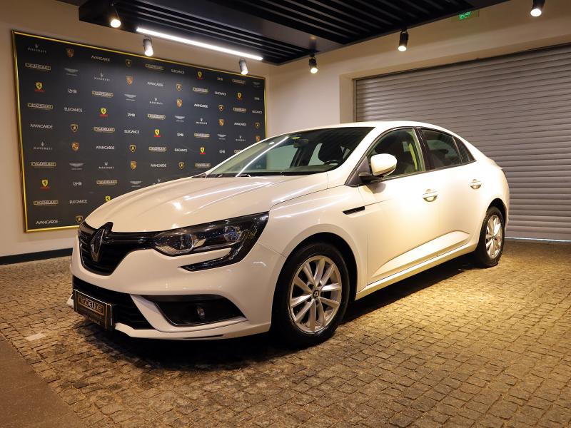 Renault Megane Sedan 2