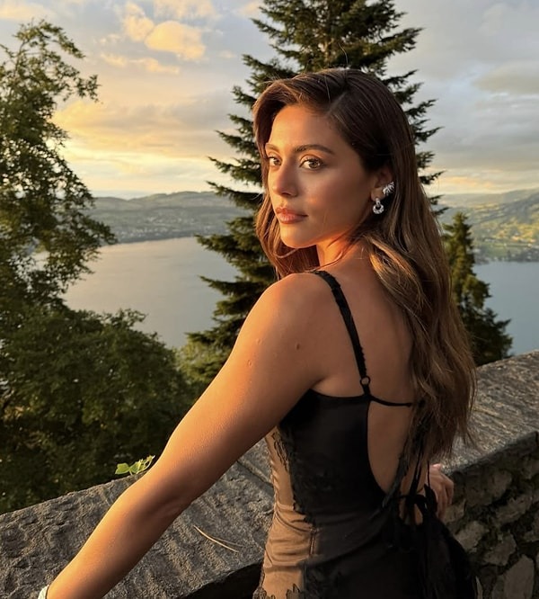 Sıla Türkoğlu Kızılcık Şerbeti’nden Ayrılıyor Mu Açıklama Geldi (2)