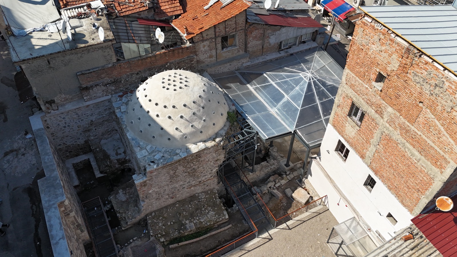 Tarihi Kıllıoğlu Hamamı, Sanatla Yeniden Hayat Buluyor (1)