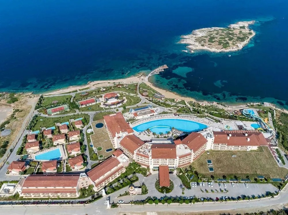 Tmsf, Seferihisar’daki Meşhur Ada Ve Oteli Devraldı