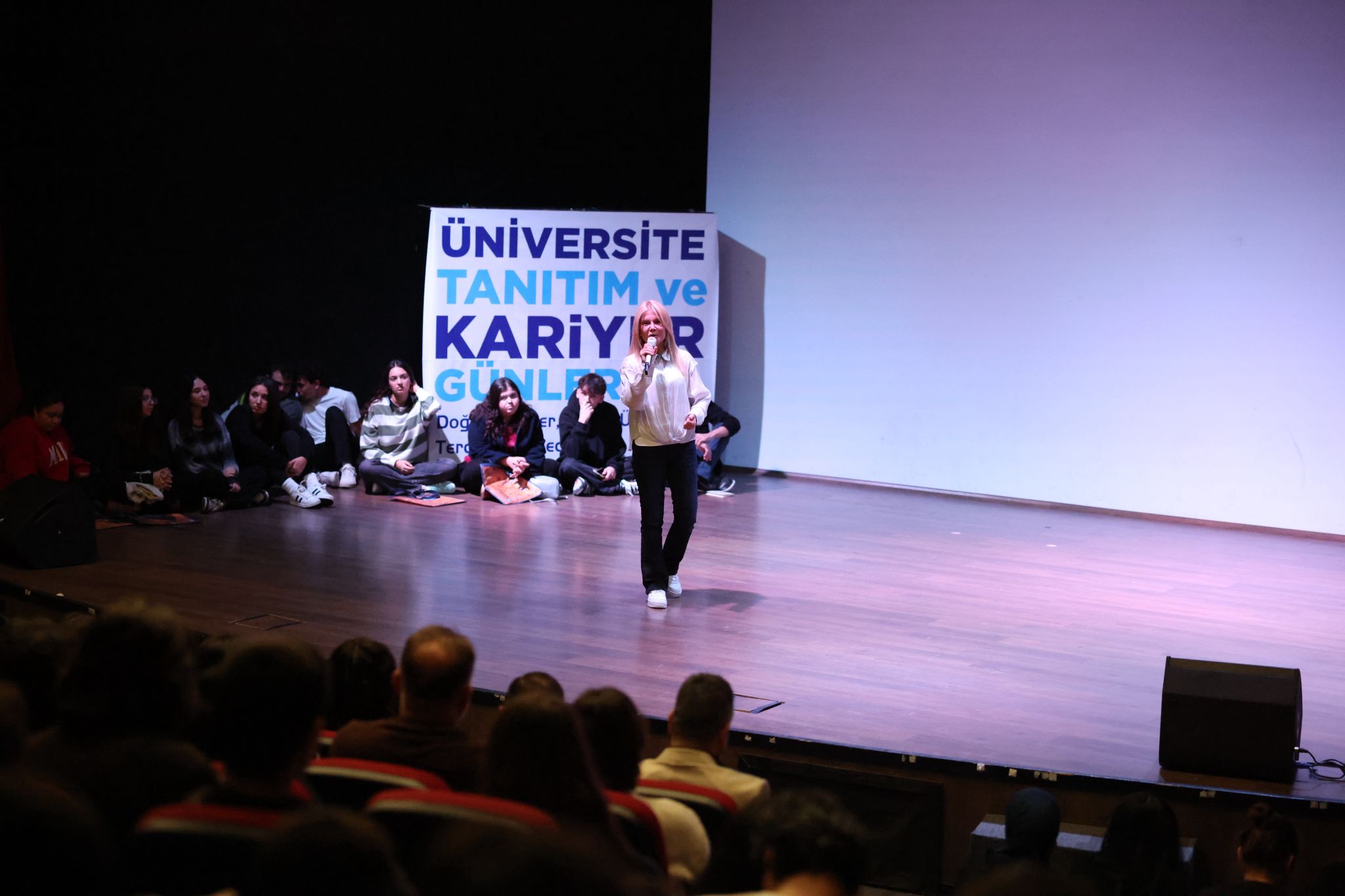 Torbalı’da Kariyer Buluşması 38 Üniversite 5000 Öğrenciyle Buluştu (4)