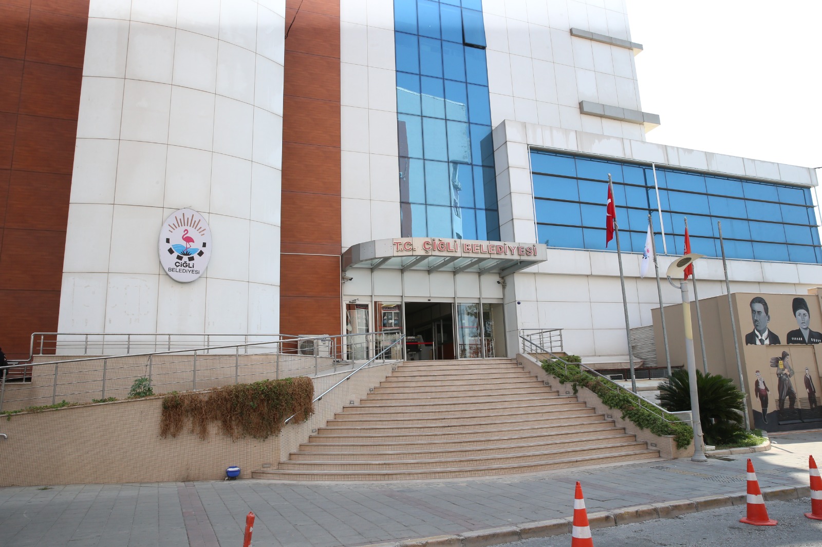 Çiğli’de Cumhuriyet’in 102. yılı, bir hafta boyunca sürecek çeşitli etkinliklerle coşkuyla kutlanacak.