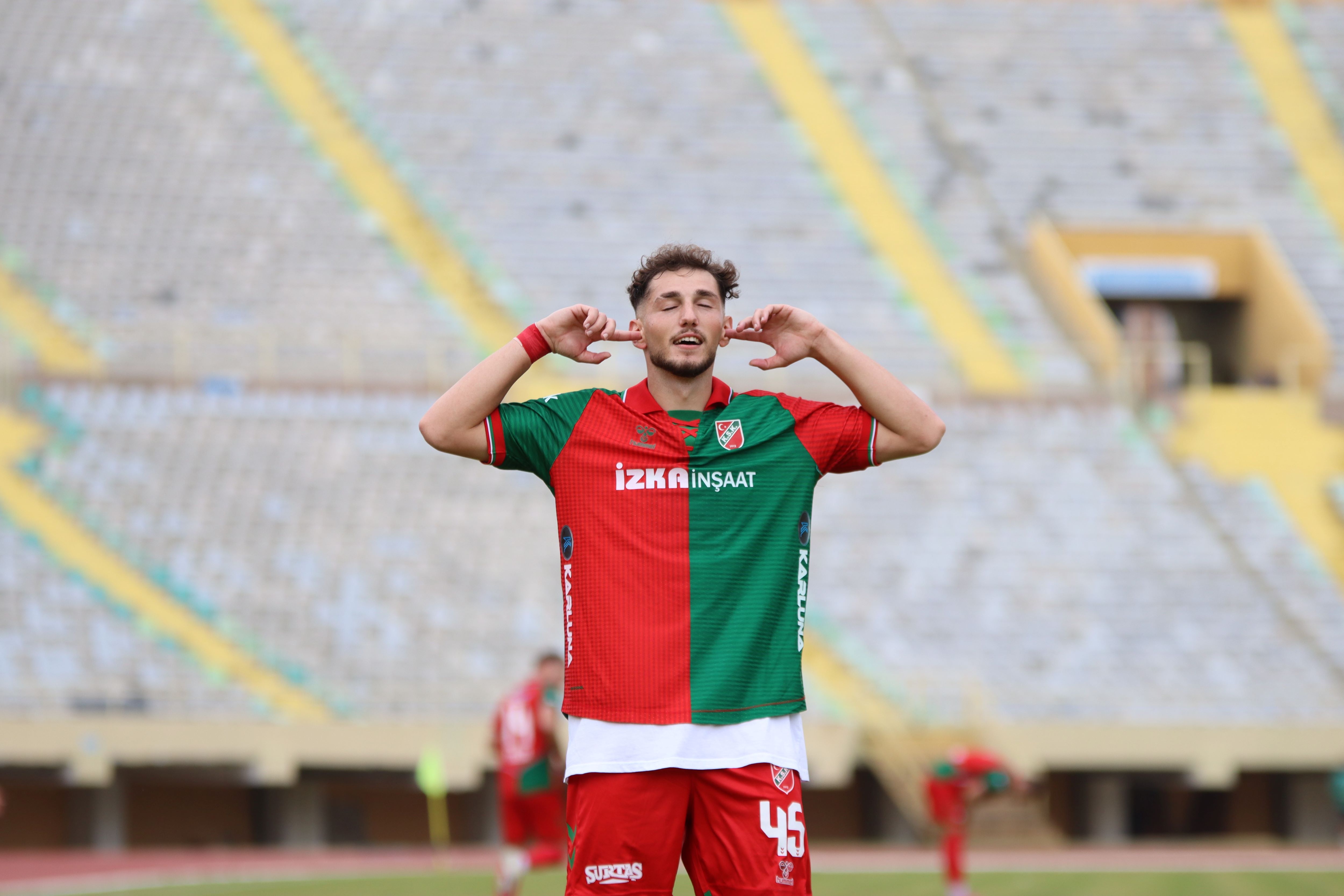 Yasin Uzunoğlu Karşıyaka’da Gol Makinesine Dönüştü! (1)