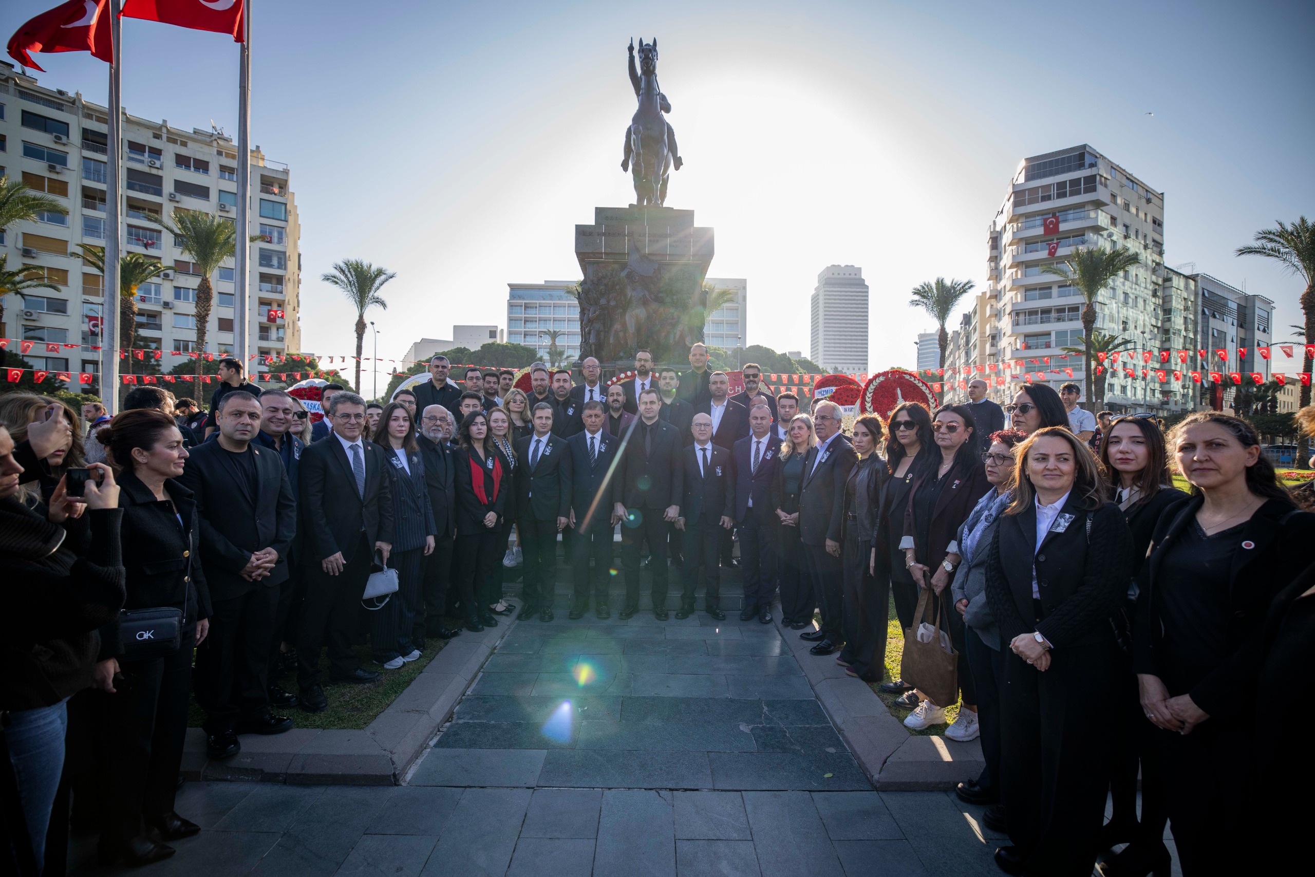 10 Kasım'da Chp İzmir’den Tarihi Mesaj 'Söz Veriyoruz' (10)