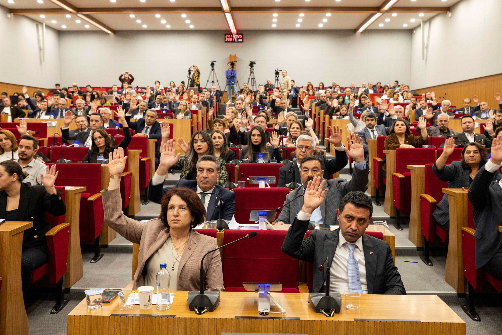 İzmir’in 2026 bütçesi kabul edildi Yatırım yılı başlıyor2