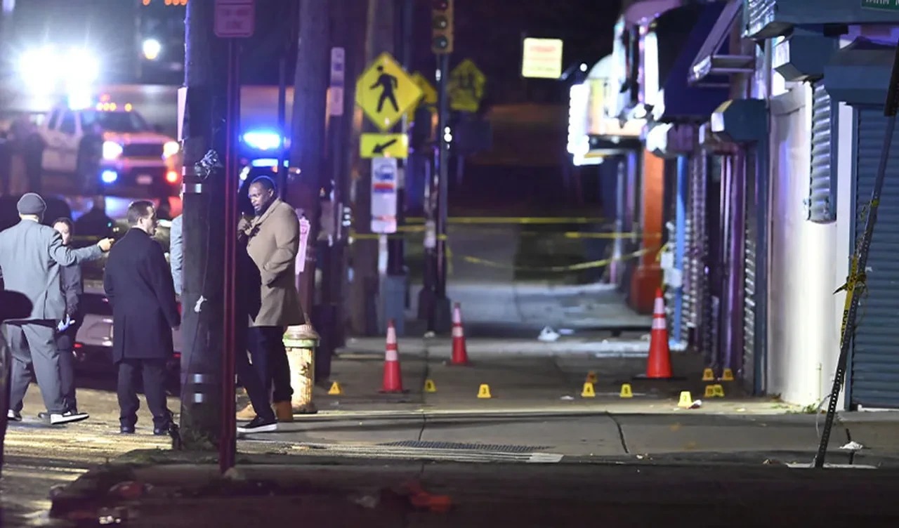 Abdde Silahli Saldiri Biri Cocuk (2)