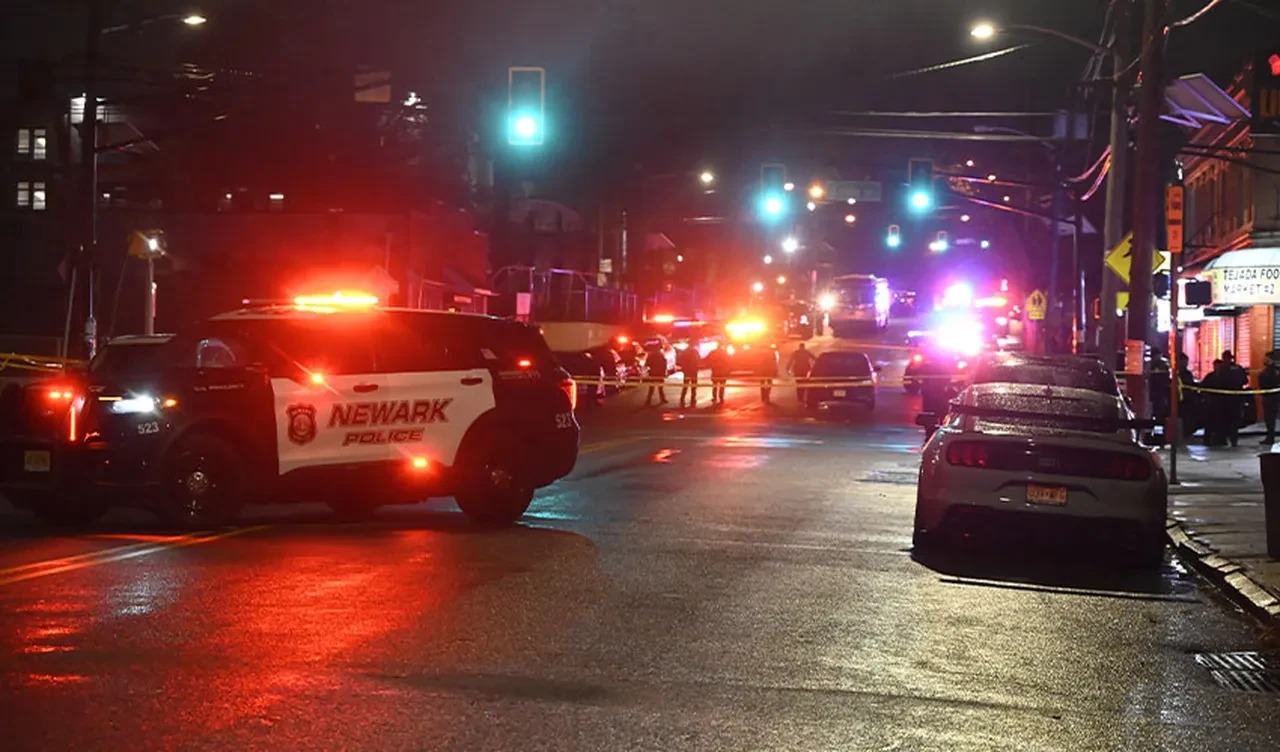 Abdde Silahli Saldiri Biri Cocuk (3)