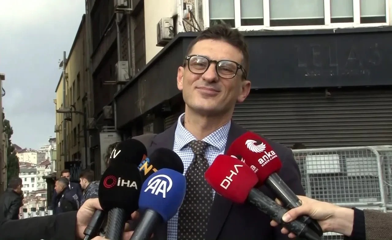 Ahmet Minguzzinin Babasi Papa Il