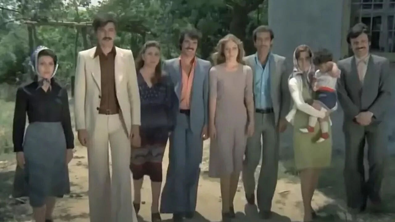 Aile Şerefi Filmi (2)
