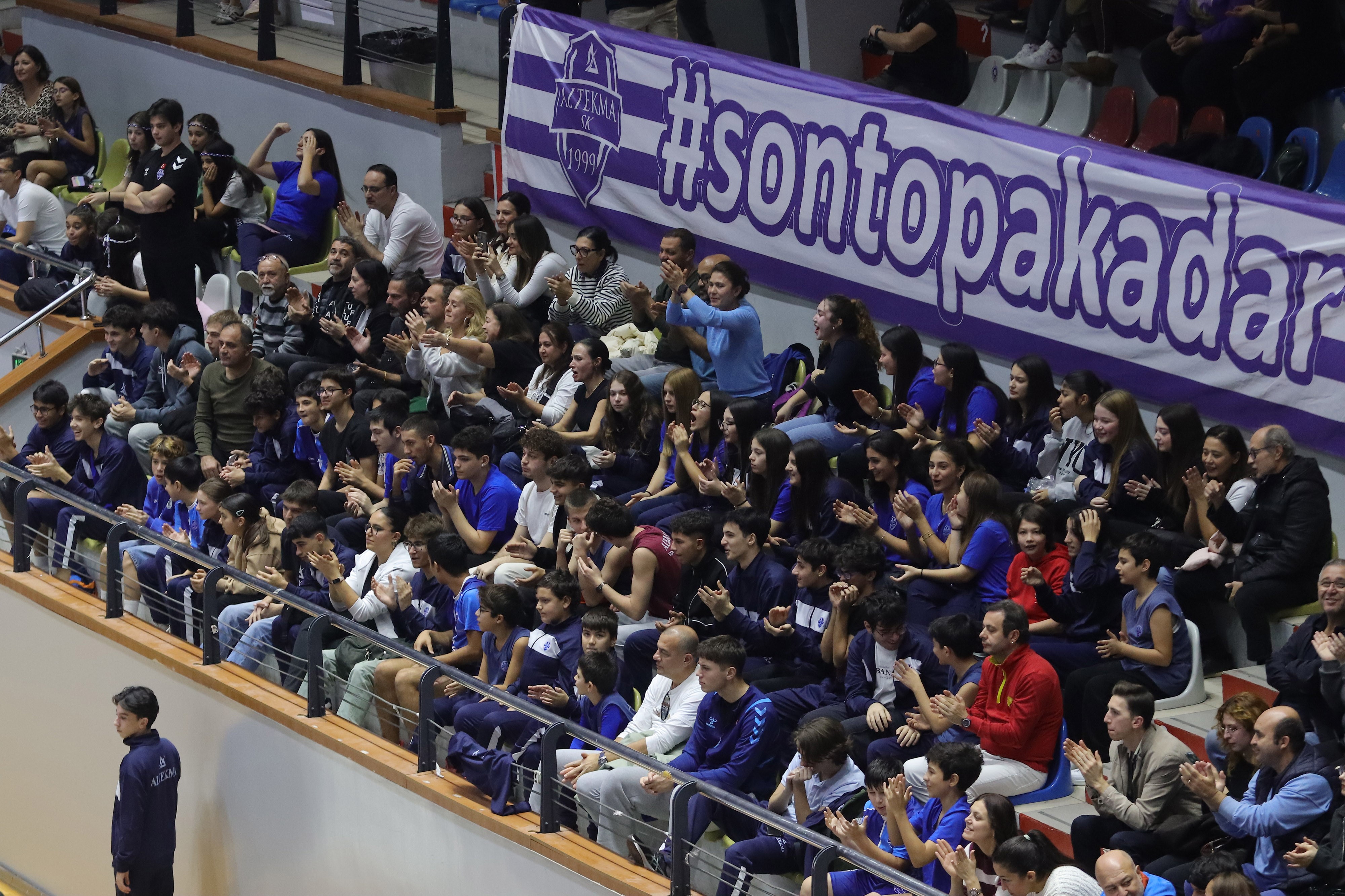 Altekma, Mücadele Dolu Maçta Halkbank’a 3 2 Mağlup Oldu (4)