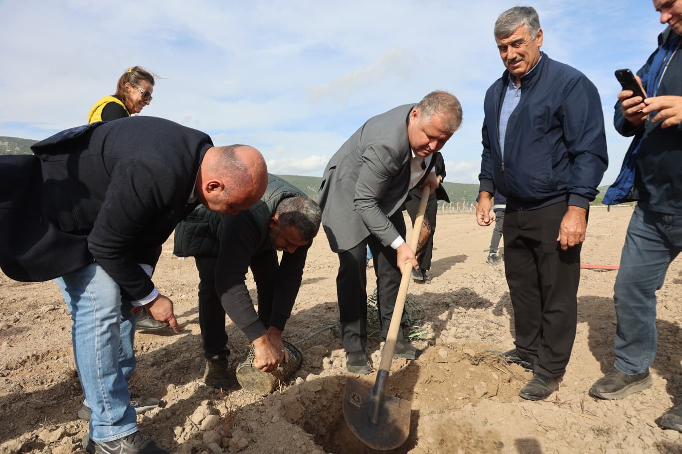 Atatürk’ün Vasiyeti Urla’da Hayat Buldu İlk Fidan Dikildi (5)