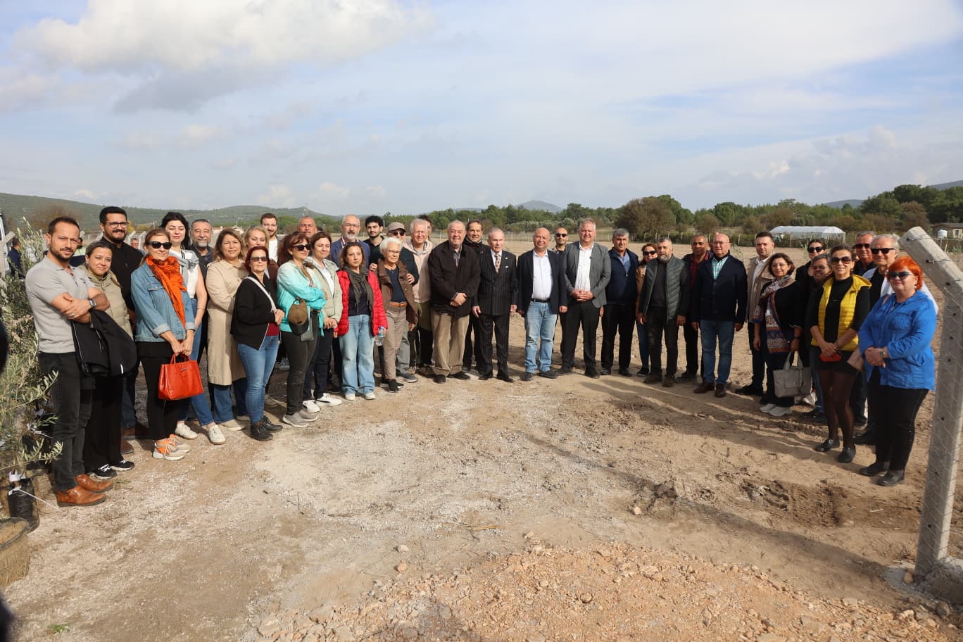 Atatürk’ün Vasiyeti Urla’da Hayat Buldu İlk Fidan Dikildi (6)