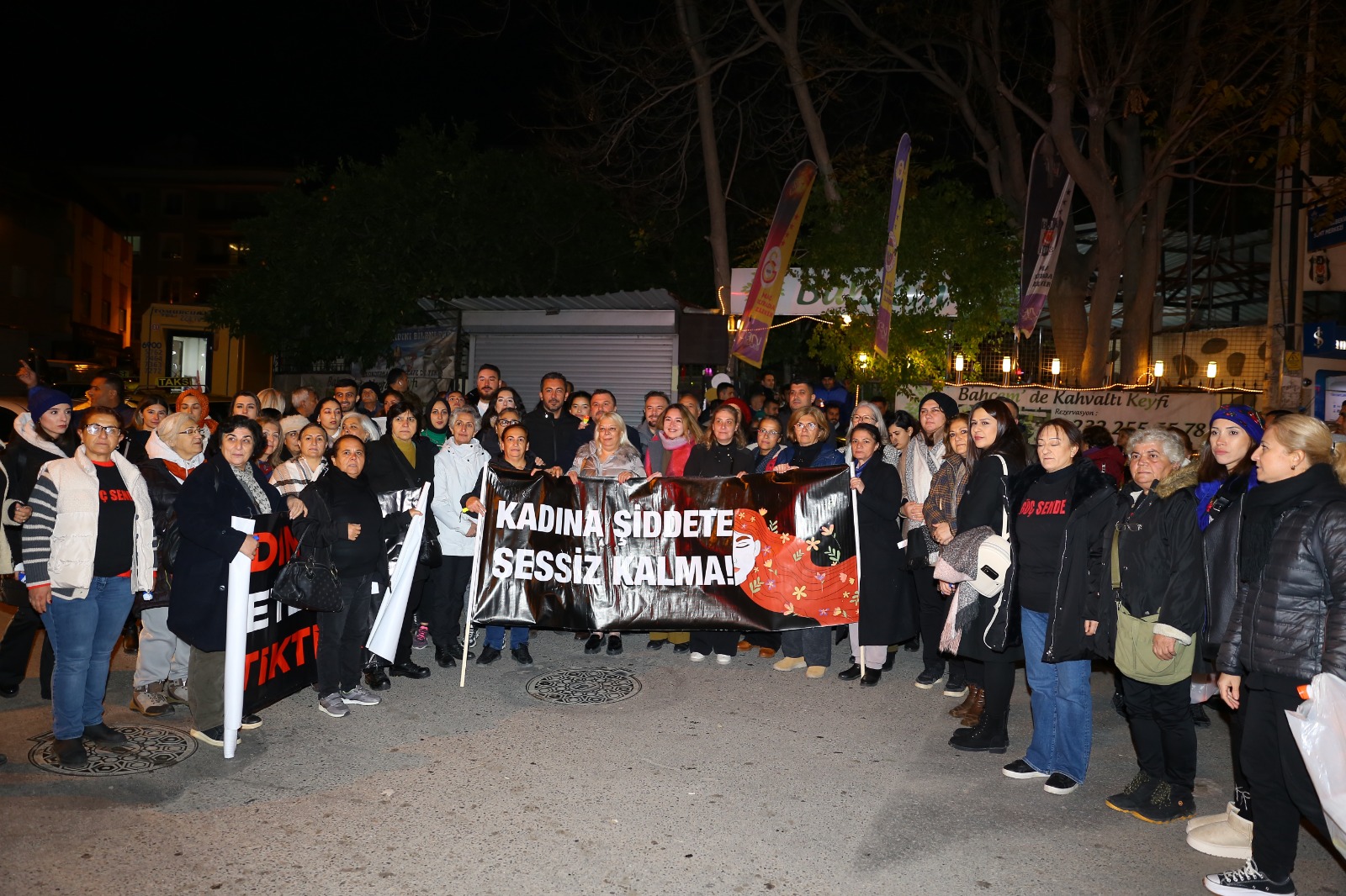 Başkan Kınay Kadına Şiddete Karşı 24 Saat Nöbette (5)