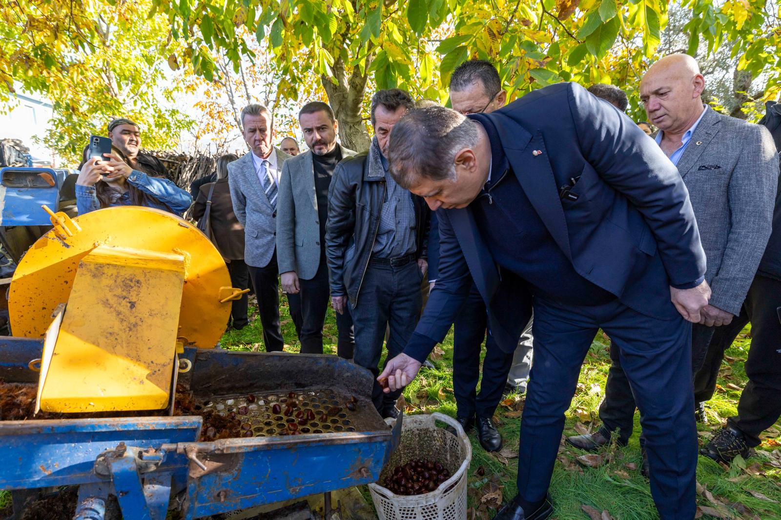 Başkan Tugay Beydağ’da Kestane Üreticisine Destek Sözü Verdi (7)