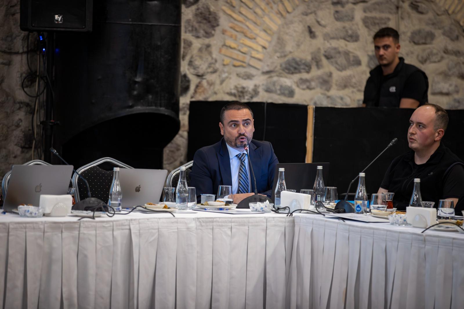 Başkan Tugay 'Önceliğimiz Atık Bertaraf Tesislerini Kurmak' (4)