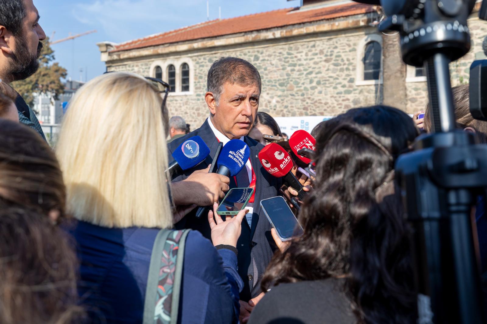 Başkan Tugay’dan Çöp Sorunu Açıklaması 'Ben Üzerime Düşeni Yapıyorum' (1)