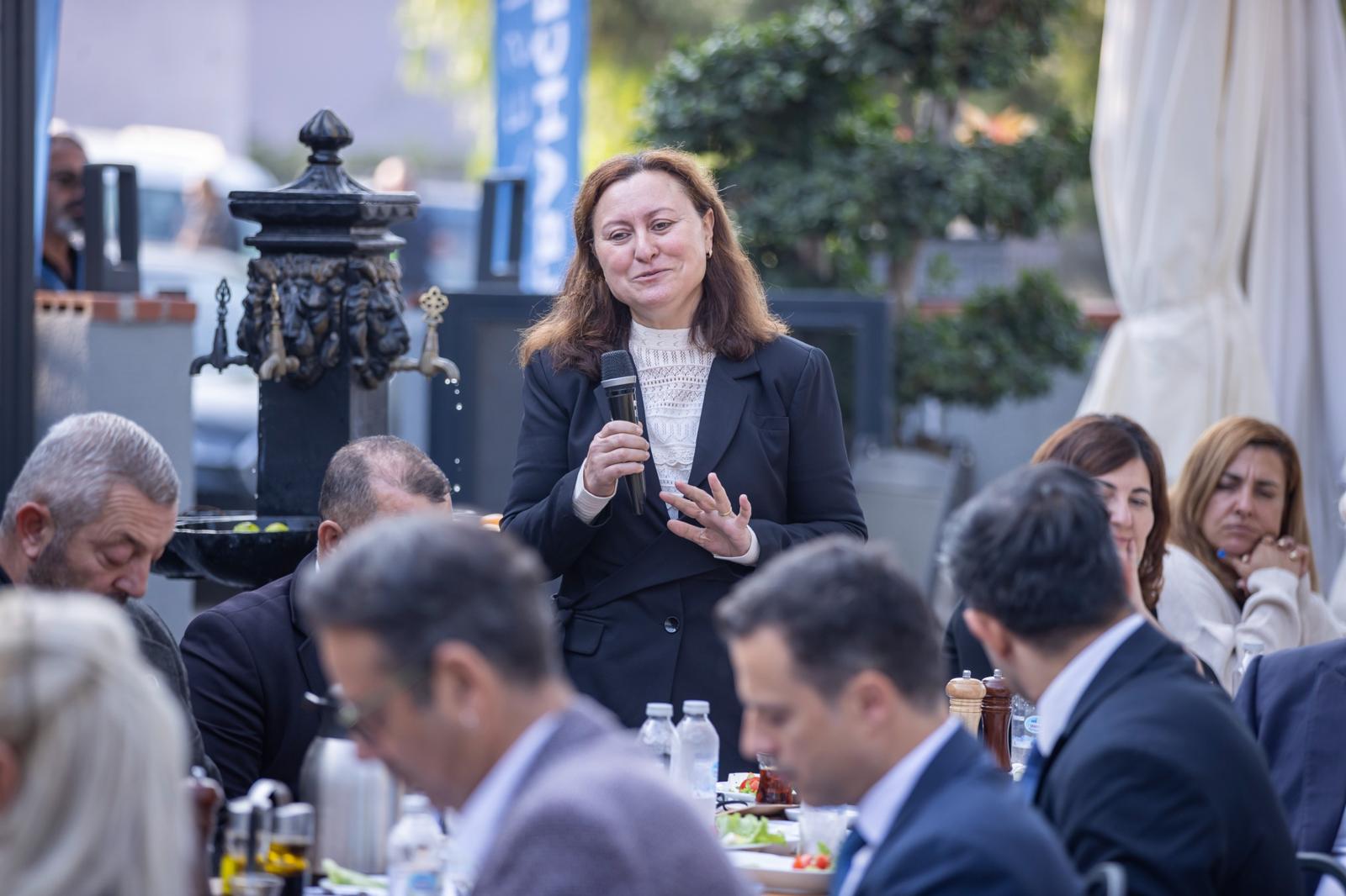 Başkan Tugay’dan Güzelbahçe’ye Mesaj 'Tek Amacımız Insanların Mutlu Olması' (12)