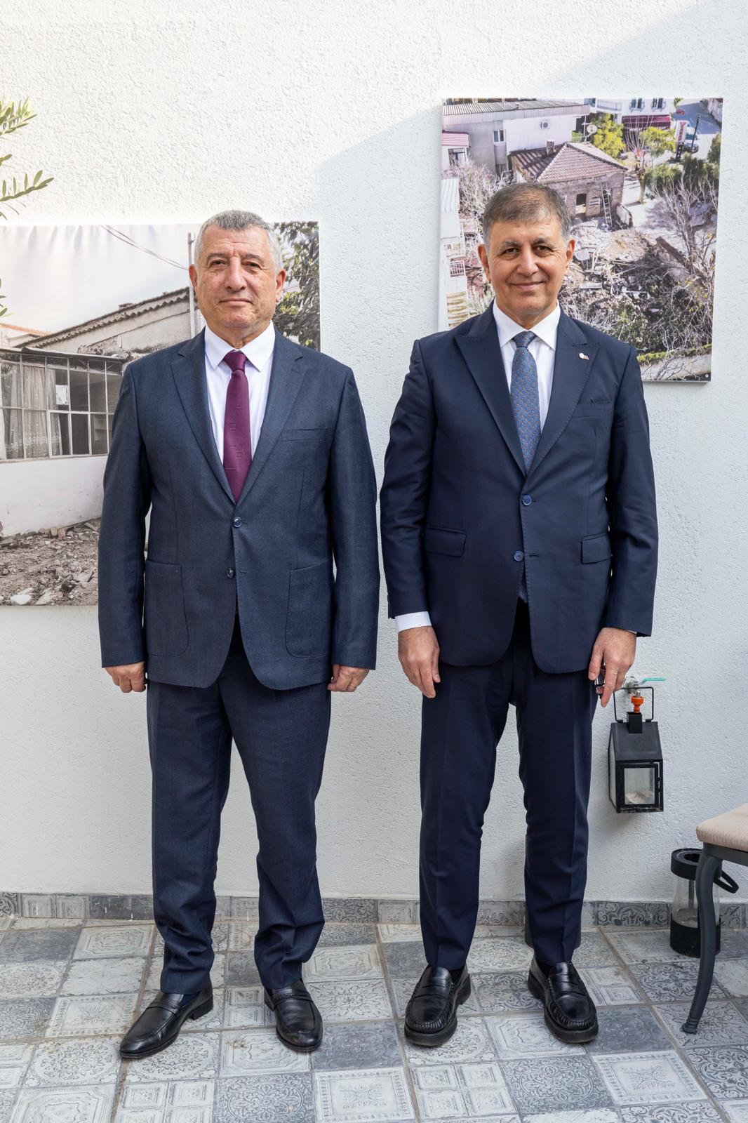 Başkan Tugay’dan Güzelbahçe’ye Mesaj 'Tek Amacımız Insanların Mutlu Olması' (6)