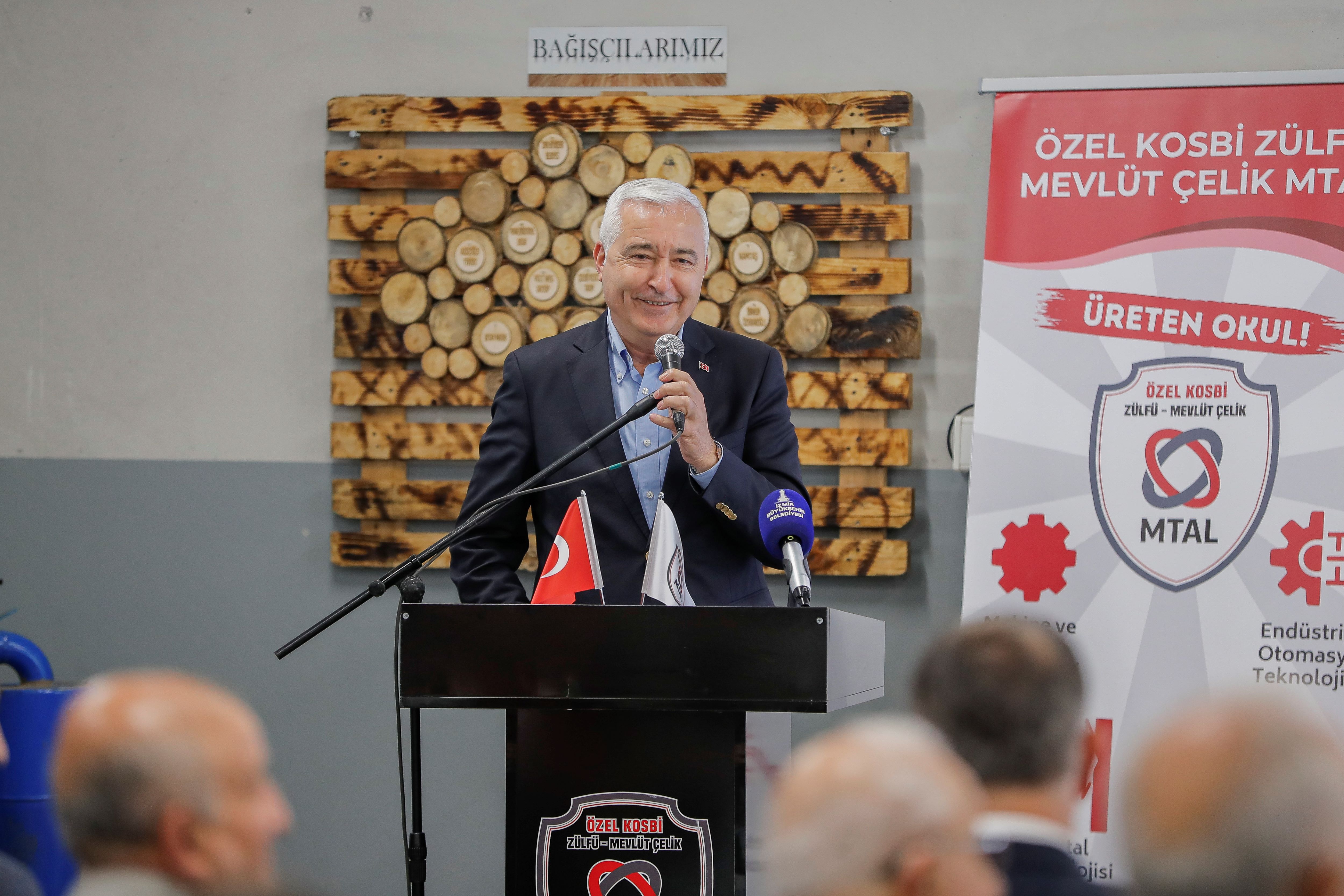 Başkan Tugay’dan Türkiye’ye Örnek Olacak Eğitim Hamlesi (3)