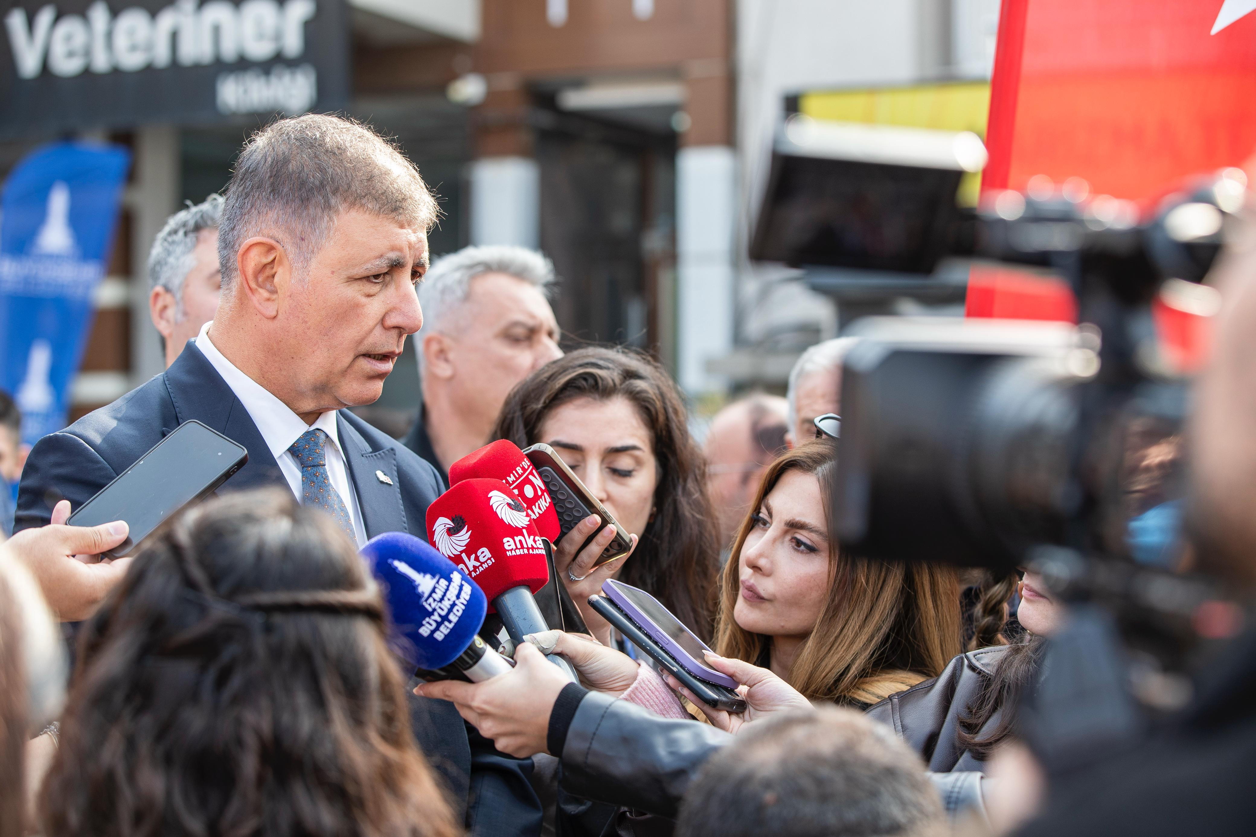 Basmane Çukuru’nda Sona Doğru Başkan Tugay Projeyi Açıkladı (3)