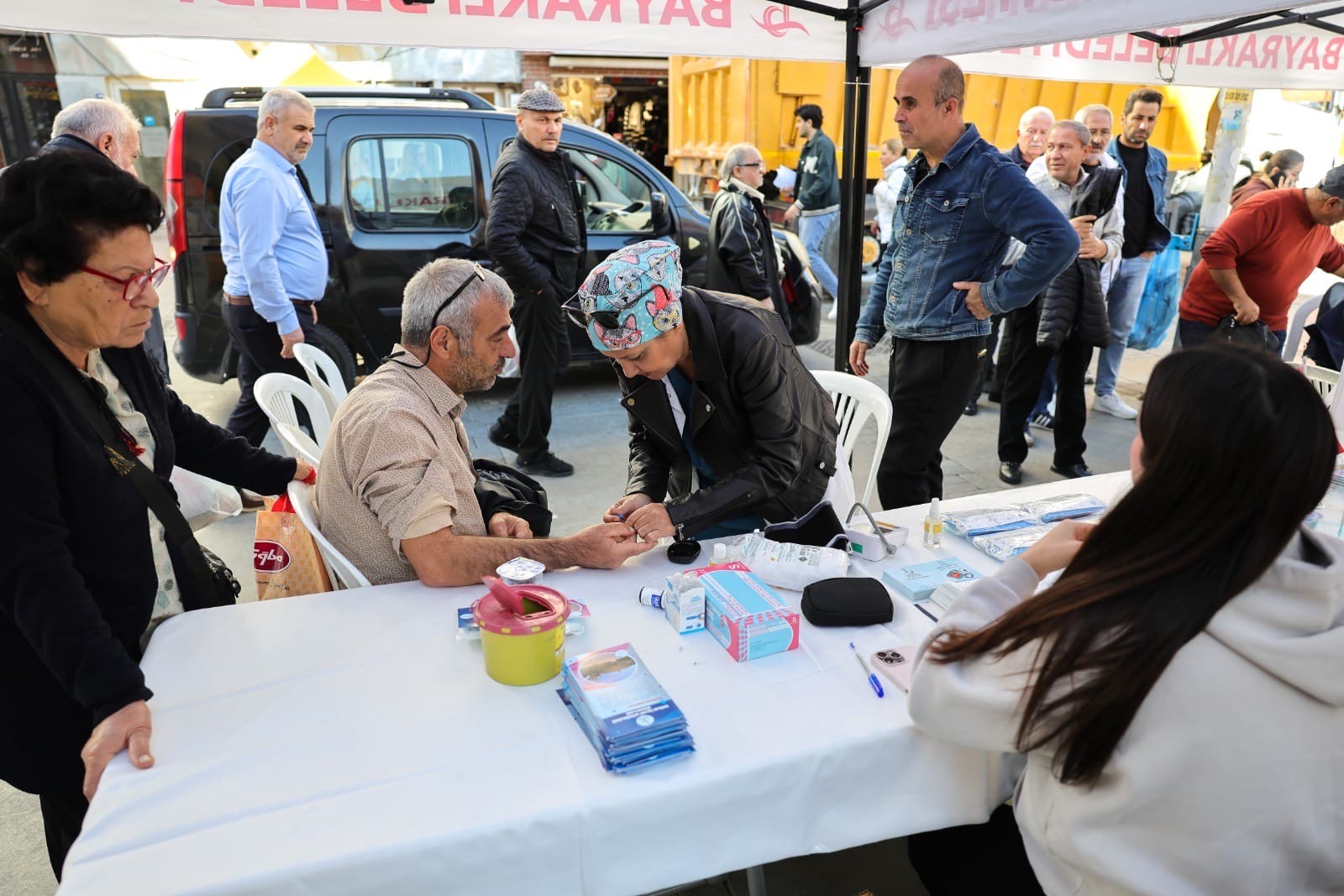 Bayraklı’da Ücretsiz Diyabet Ve Tansiyon Ölçümü (2)