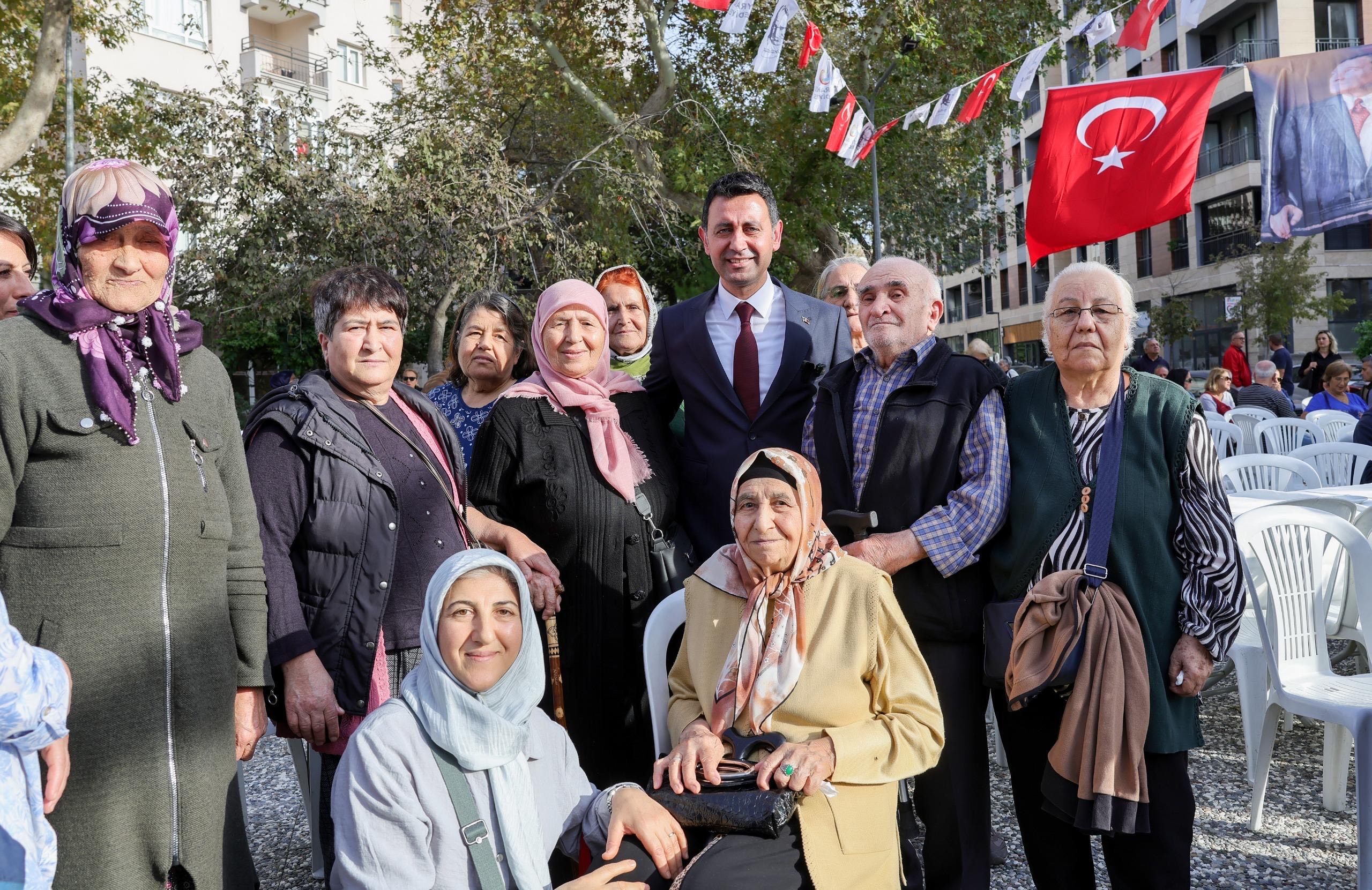 Bayraklı’nın Yeni Sosyal Yaşam Alanı 'Bahar Evi' Hizmete Açıldı (5)
