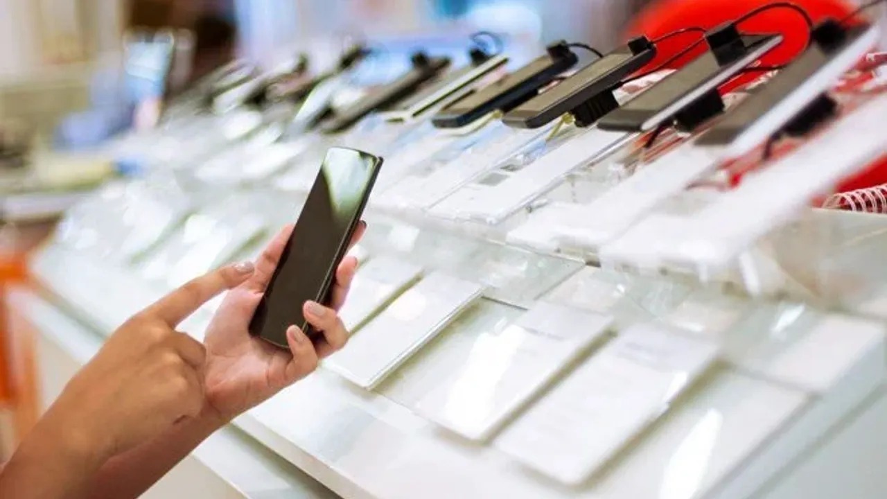 Bellek Çiplerine Yüzde 60 Zam! Telefon Ve Bilgisayar Fiyatları Uçacak