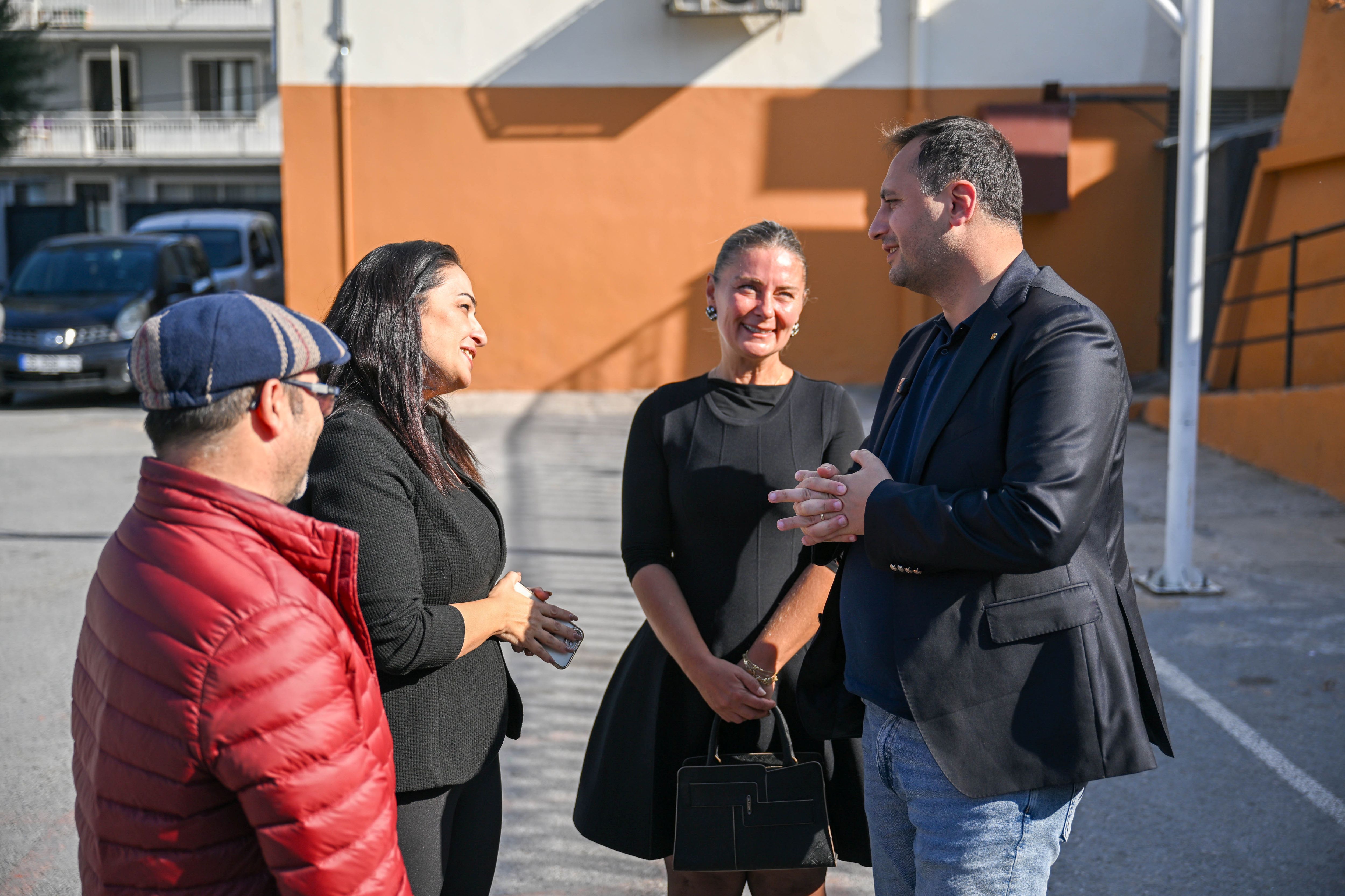 Bornova’da Eğitime Destek Sürüyor (1)