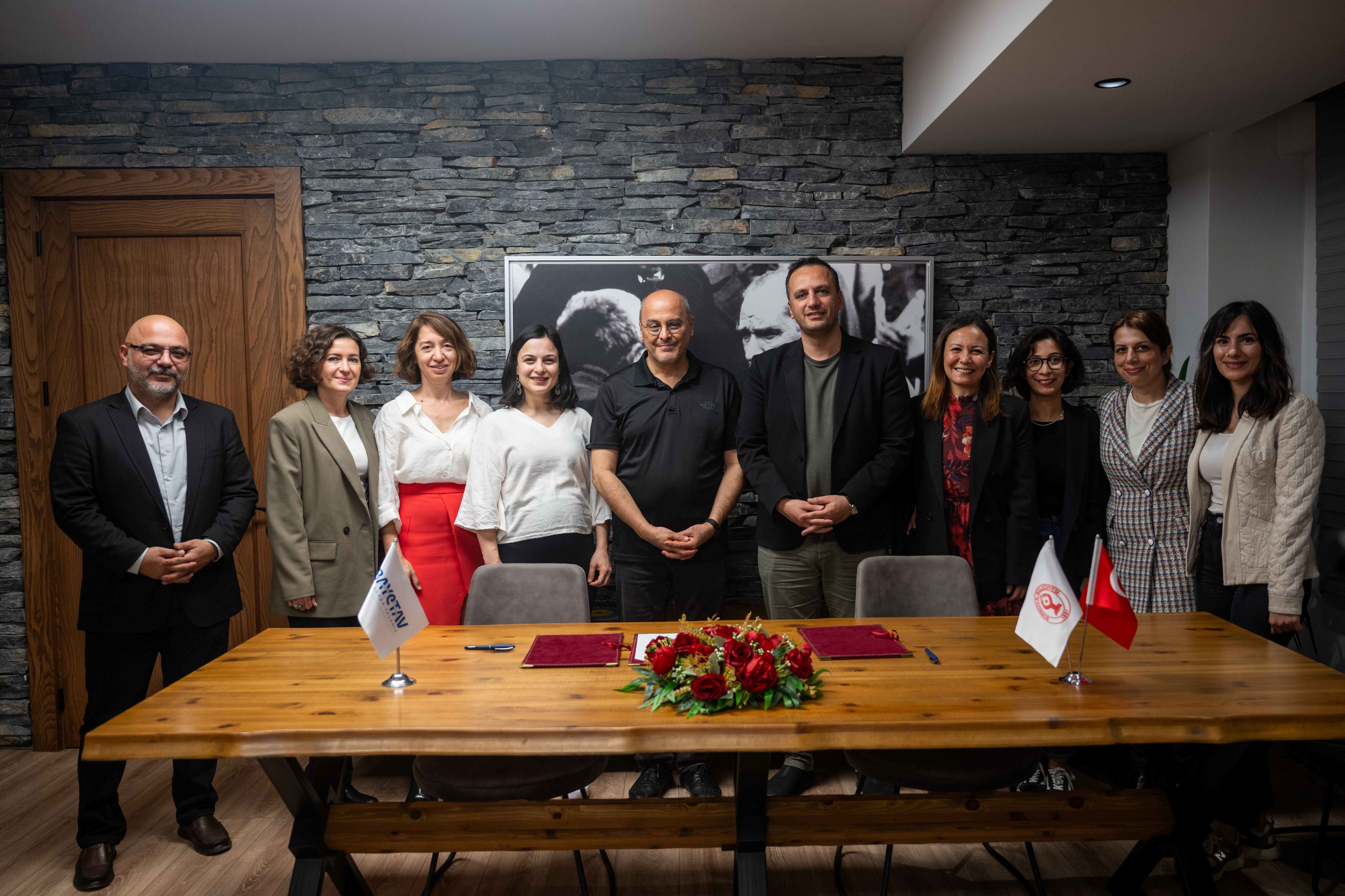Bornova’da Kadın Ve Çocuklara Büyük Destek Protokol Imzalandı! (3)