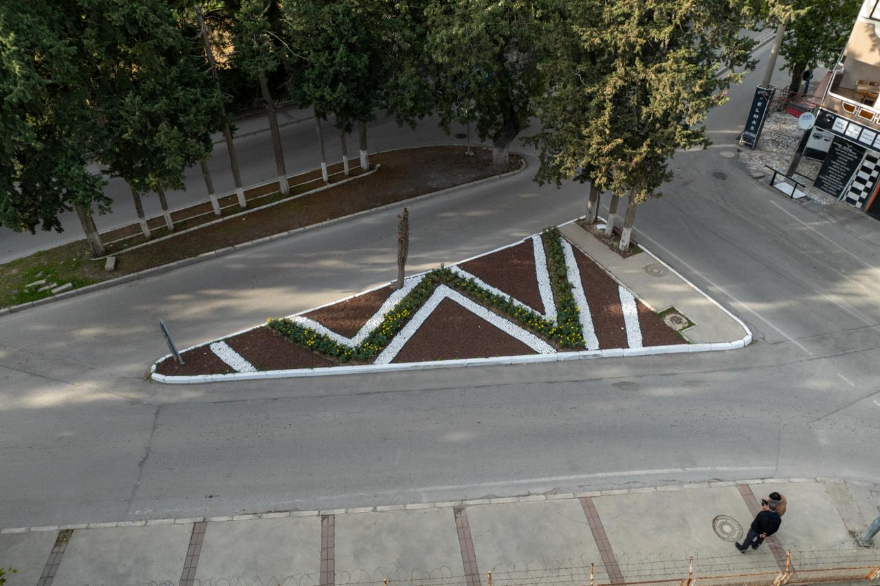 Buca’da Kurakçıl Peyzajla Yeşil Alanlarda Büyük Dönüşüm (3)