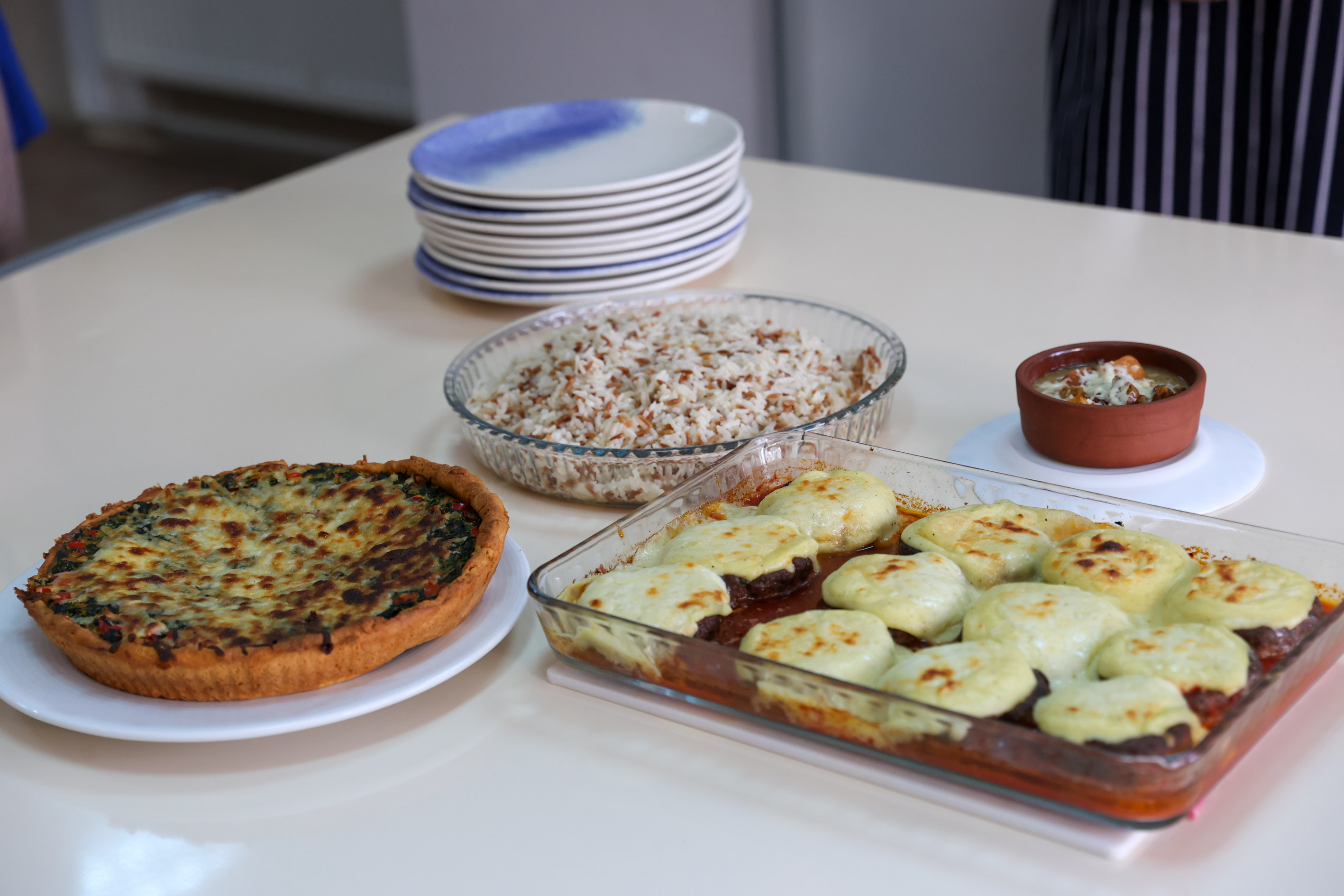 Bucalı Kadınlar Hem Eğleniyor Hem Dünya Mutfağını Öğreniyorlar! (6)