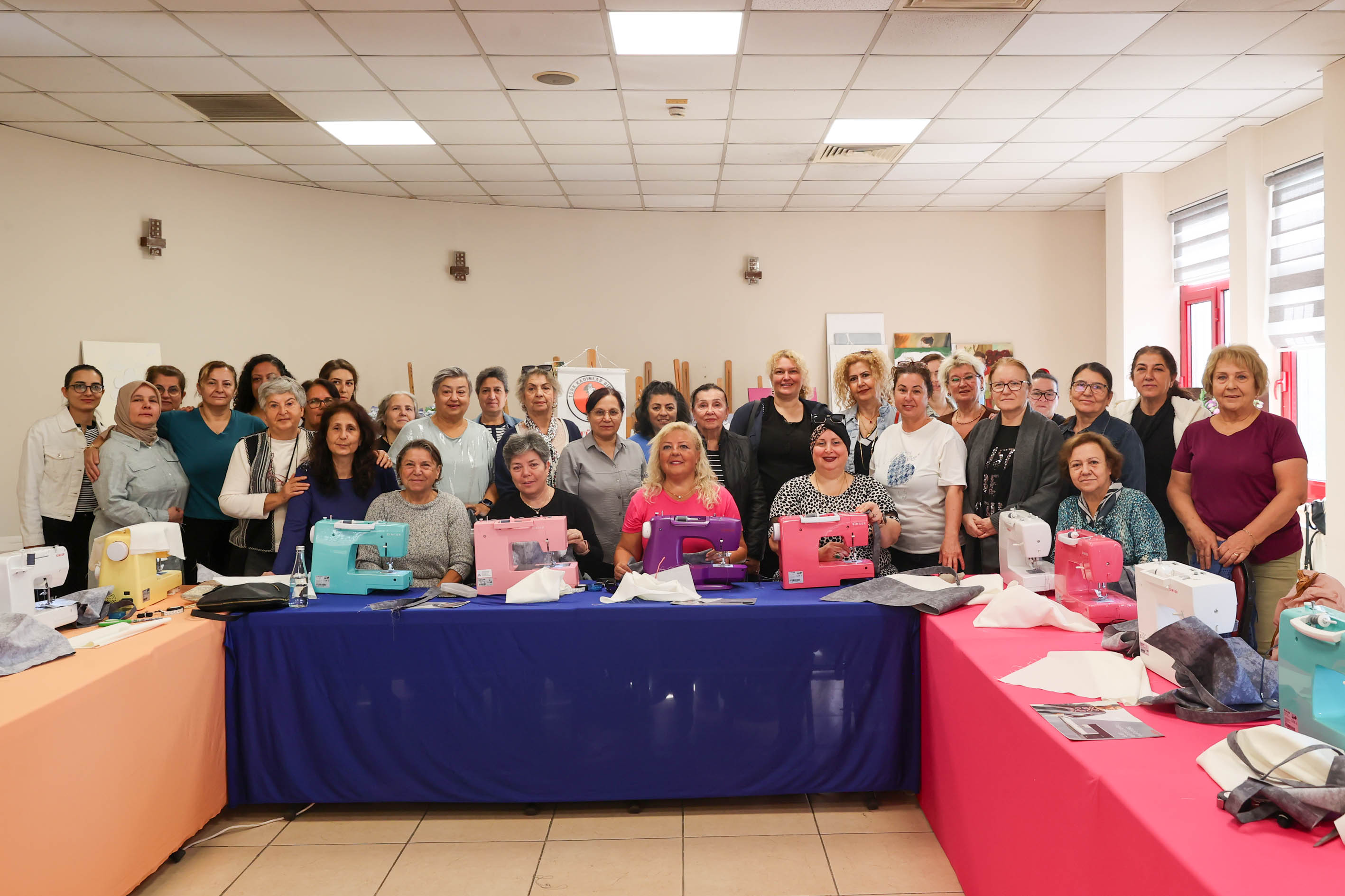 Bucalı Kadınların Emeği, Öğrencilere Burs Olarak Dönüyor (7)